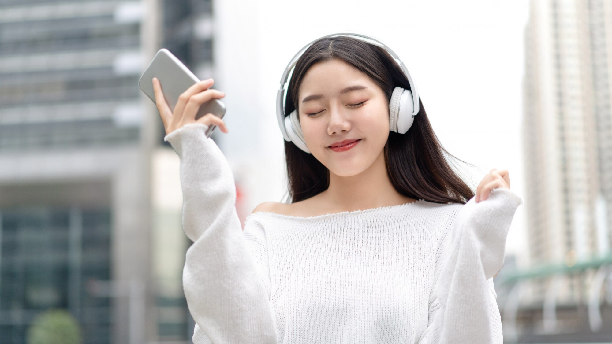 cach-chua-dau-dau-chong-mat-buon-non-tai-nha-hieu-qua-ban-nen-biet 2.jpeg