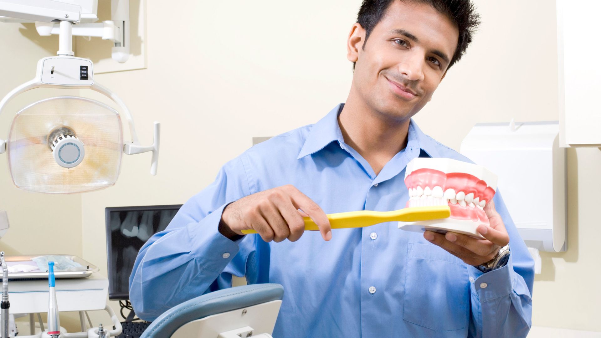 Vệ sinh răng miệng đúng cách giúp phòng ngừa và duy trì vị giác khỏe mạnh