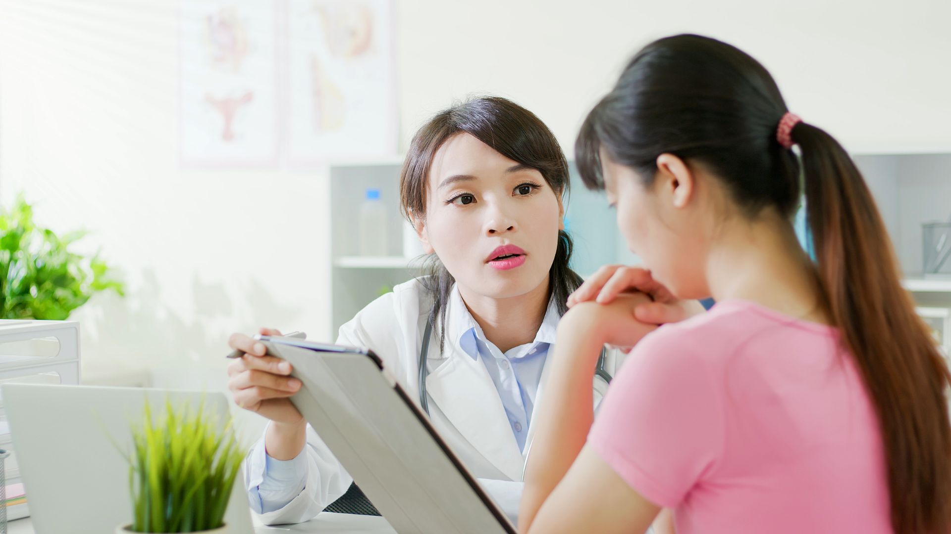Cách chữa ngủ ngáy ở phụ nữ: Giải pháp hiệu quả và an toàn tại nhà 4