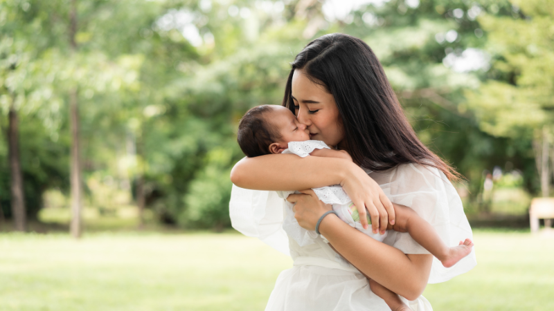 Giữ tinh thần thoải mái và chế độ dinh dưỡng đầy đủ để có nguồn sữa dồi dào