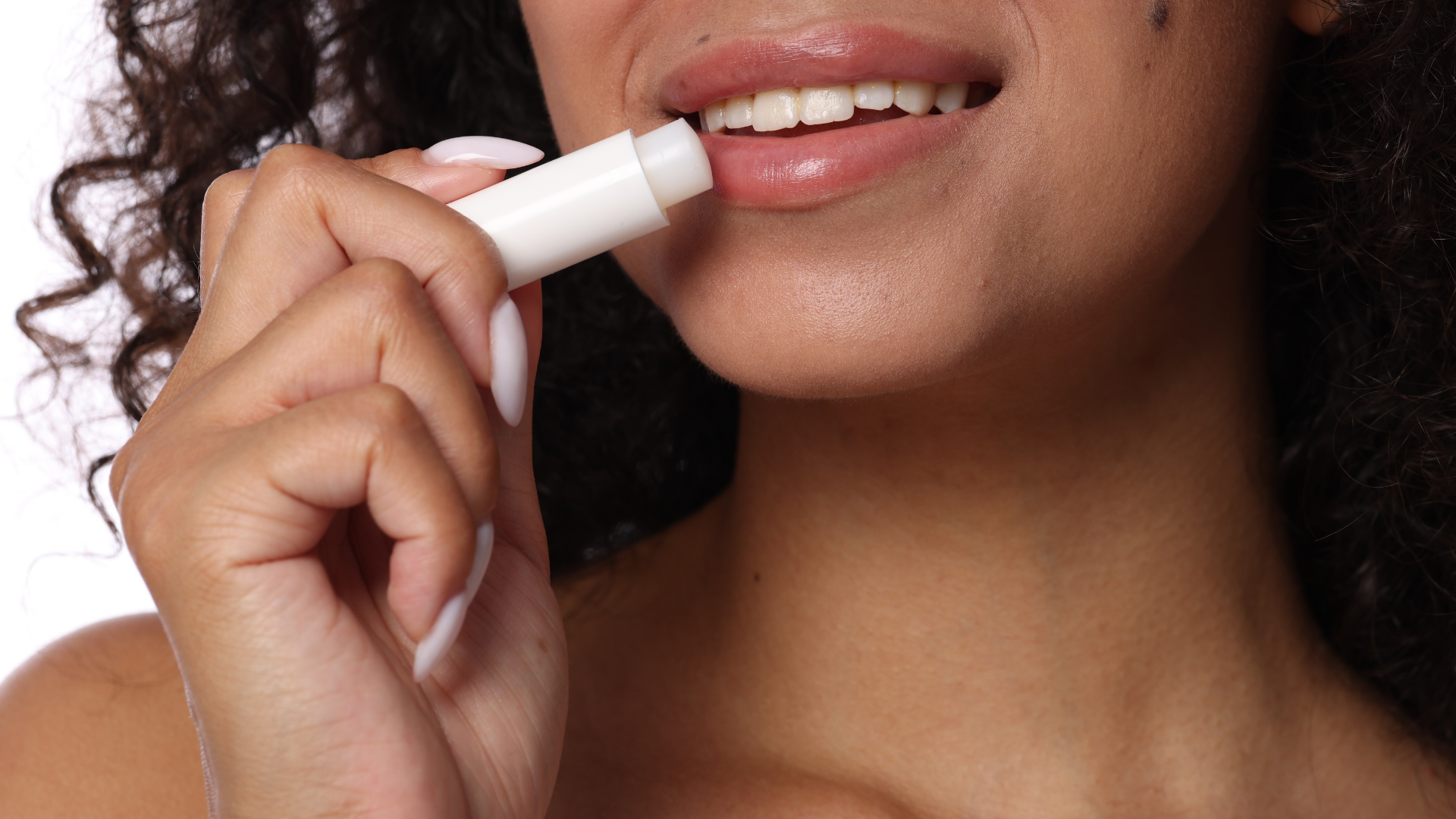 Chăm sóc đúng cách giúp giảm thâm môi an toàn và lâu dài