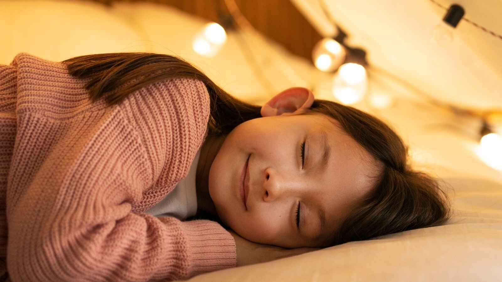 Trẻ 14 tuổi nên ngủ đủ 8-10 giờ