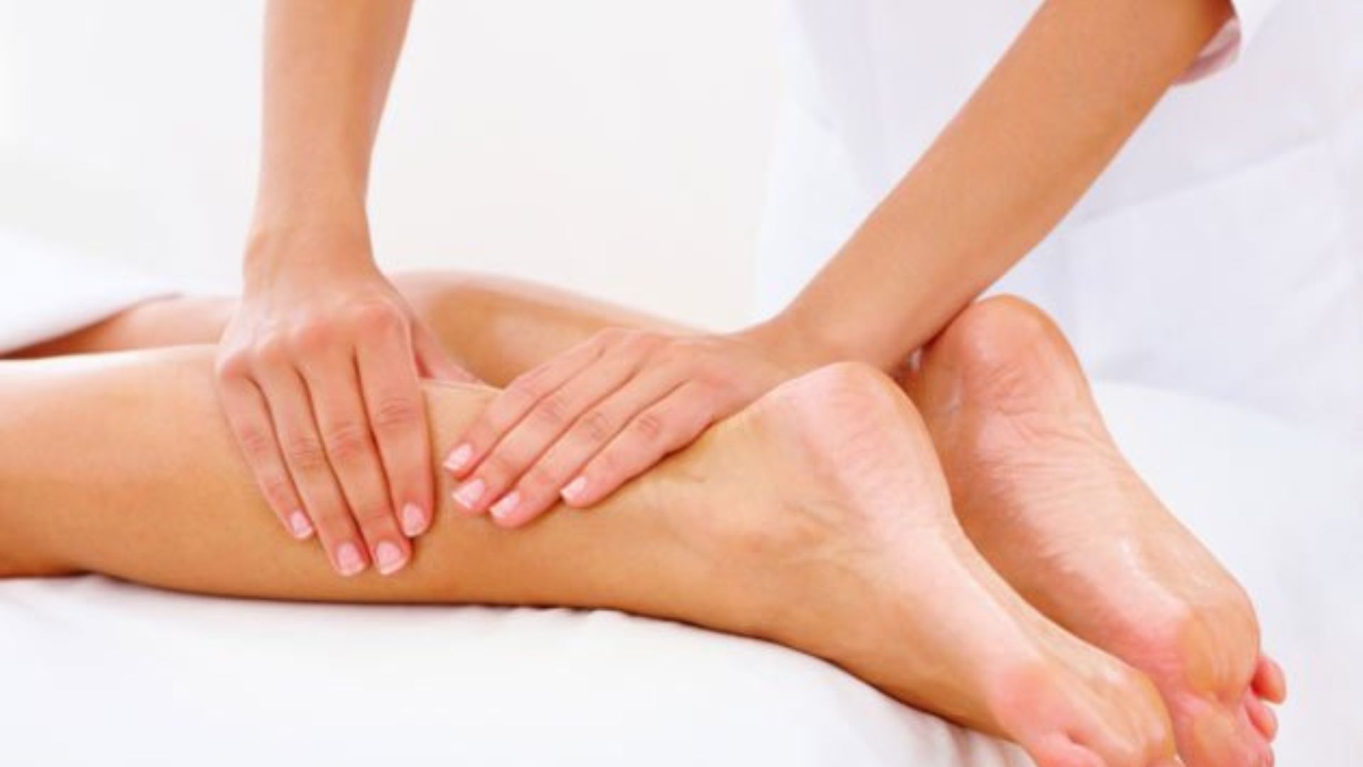 Cách trị mỏi chân khi ngủ: Nguyên nhân, giải pháp an toàn và hiệu quả 1