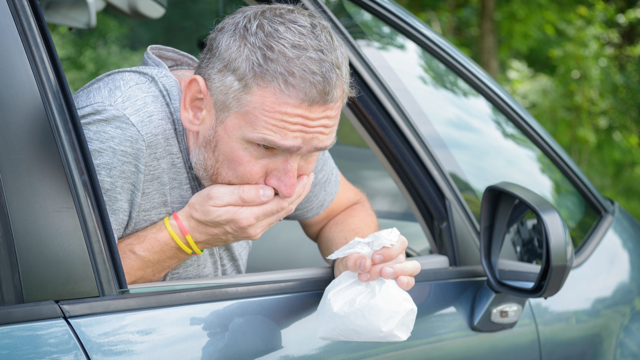 Tiền đình nhạy cảm khiến não dễ quá tải, gây phản xạ buồn nôn khi lên xe