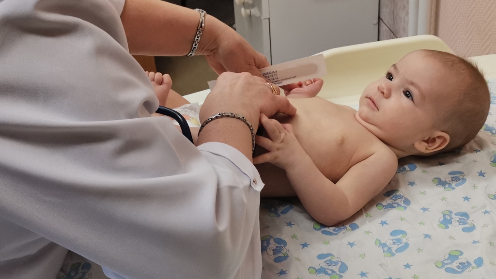 Cách trị táo bón cho trẻ sơ sinh 2 tháng tuổi hiệu quả, an toàn và khoa học 5