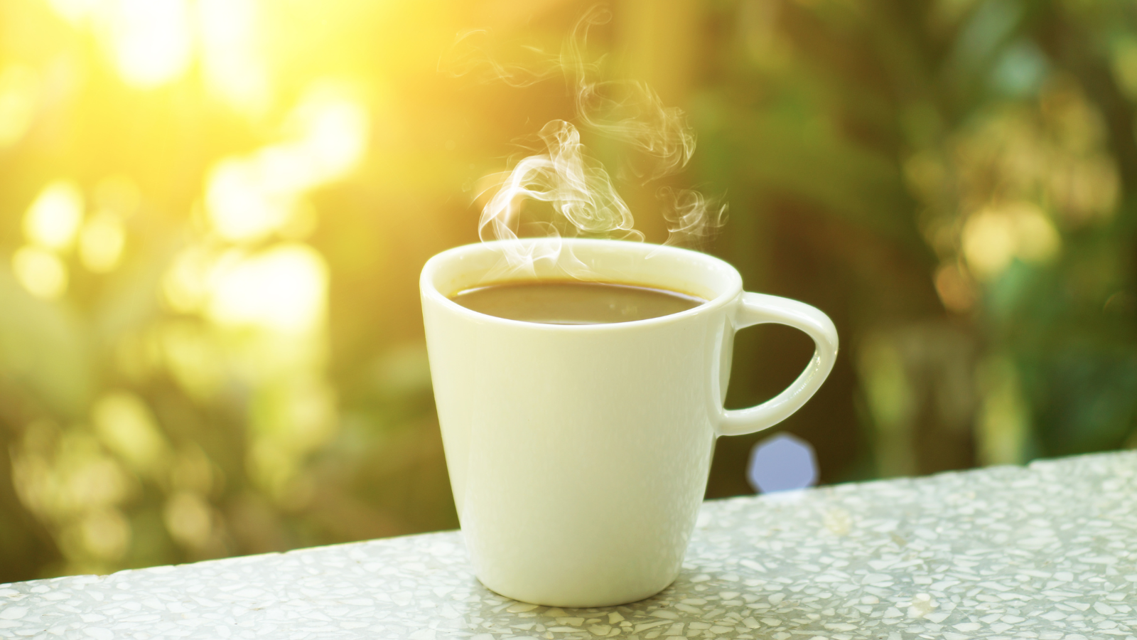 Thời điểm uống cà phê đóng vai trò quan trọng đối với người bị đau dạ dày