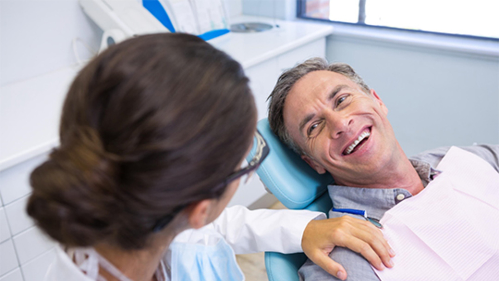 Hiểu rõ&nbsp;cắm implant kiêng ăn gì để bảo vệ vết thương