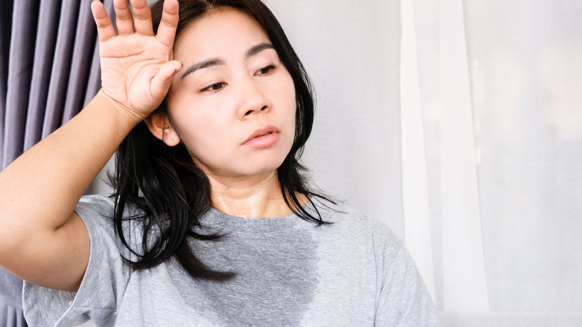 Cơ thể mất nước có thể dẫn đến tình trạng căng cơ háng