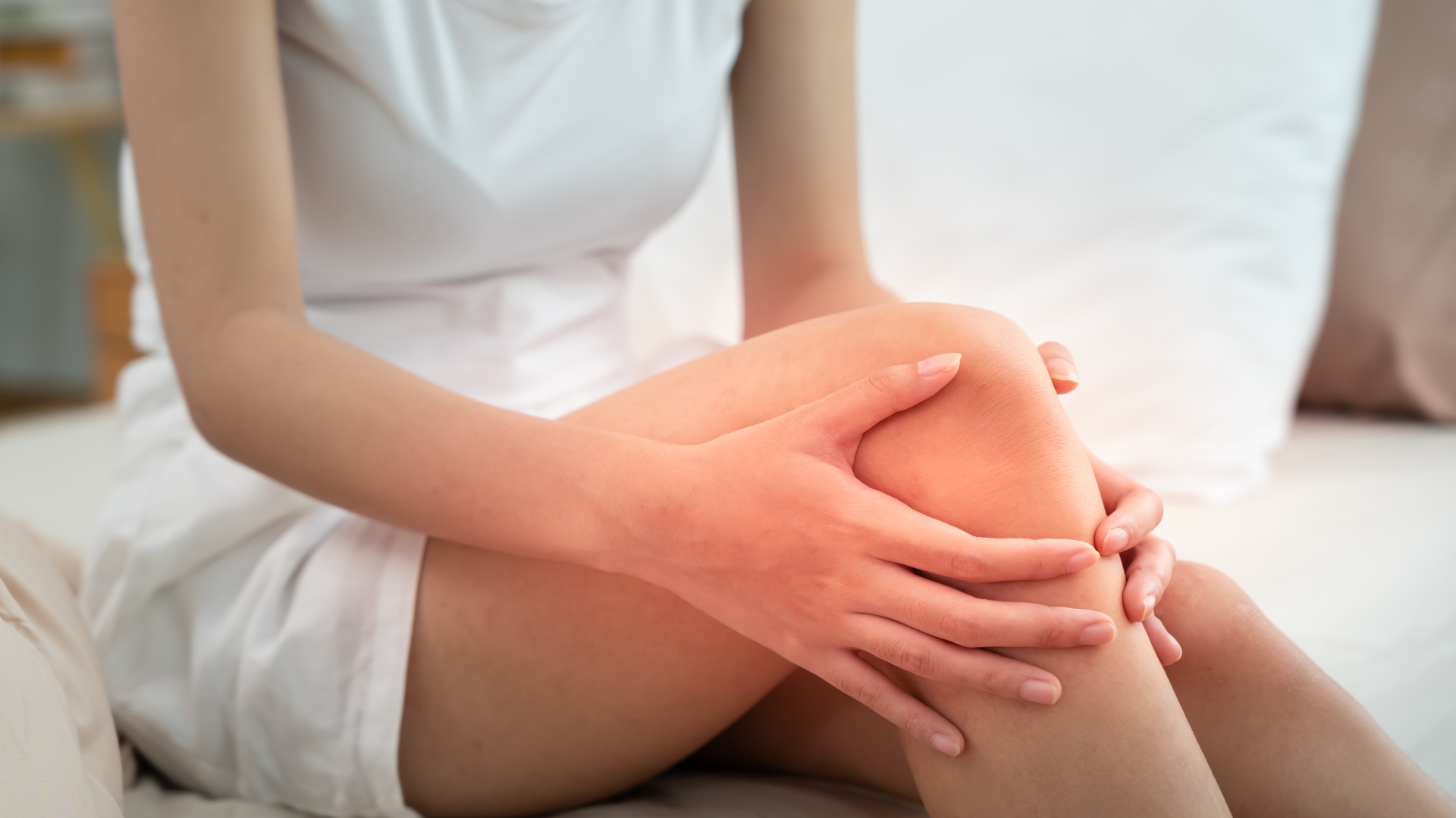 Căng cơ sau gối là tình trạng mà không ít độc giả gặp phải