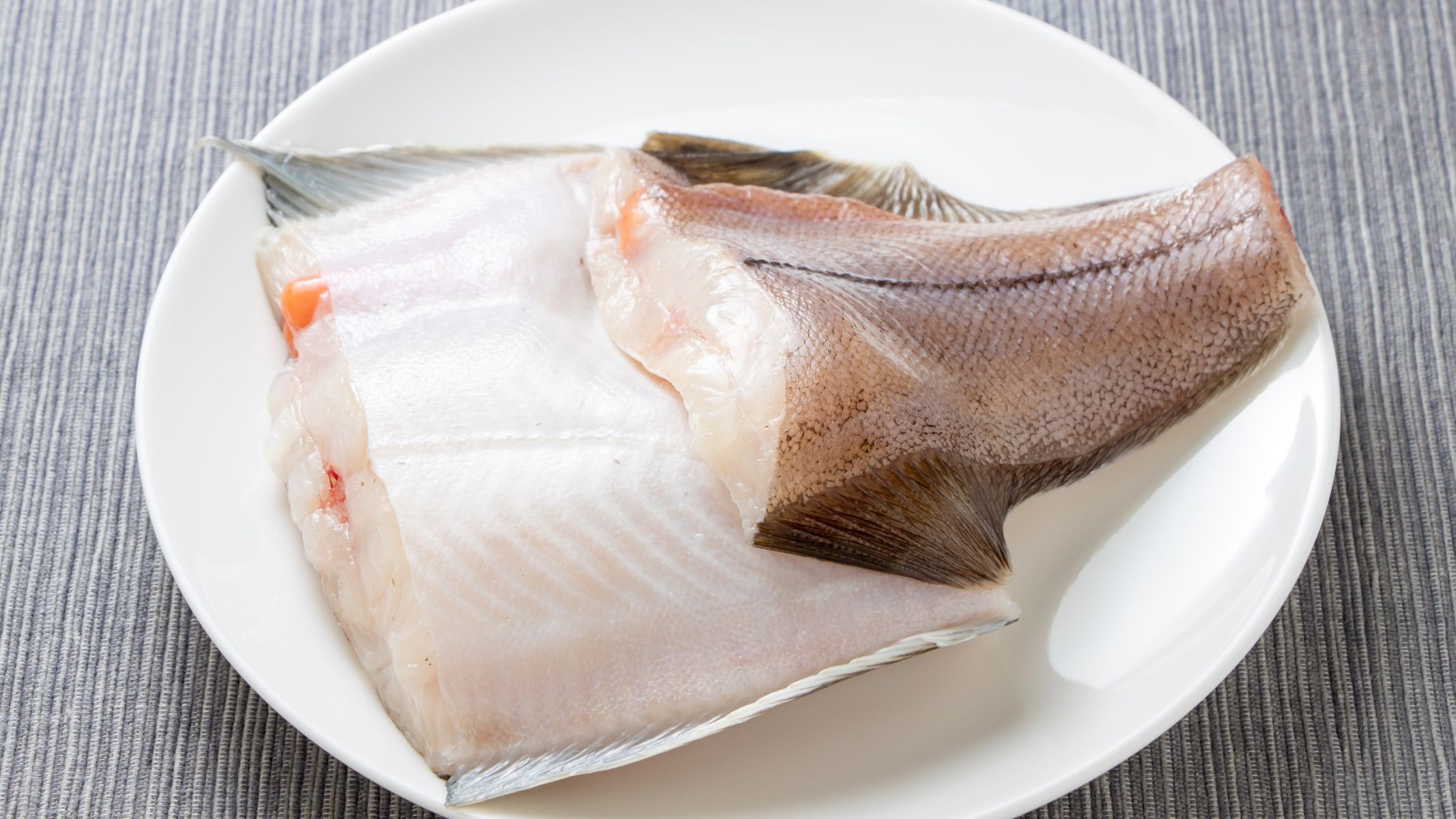 Mức thủy ngân trong cá bơn thấp hơn, tuy nhiên vẫn cần được lưu ý trong chế độ ăn