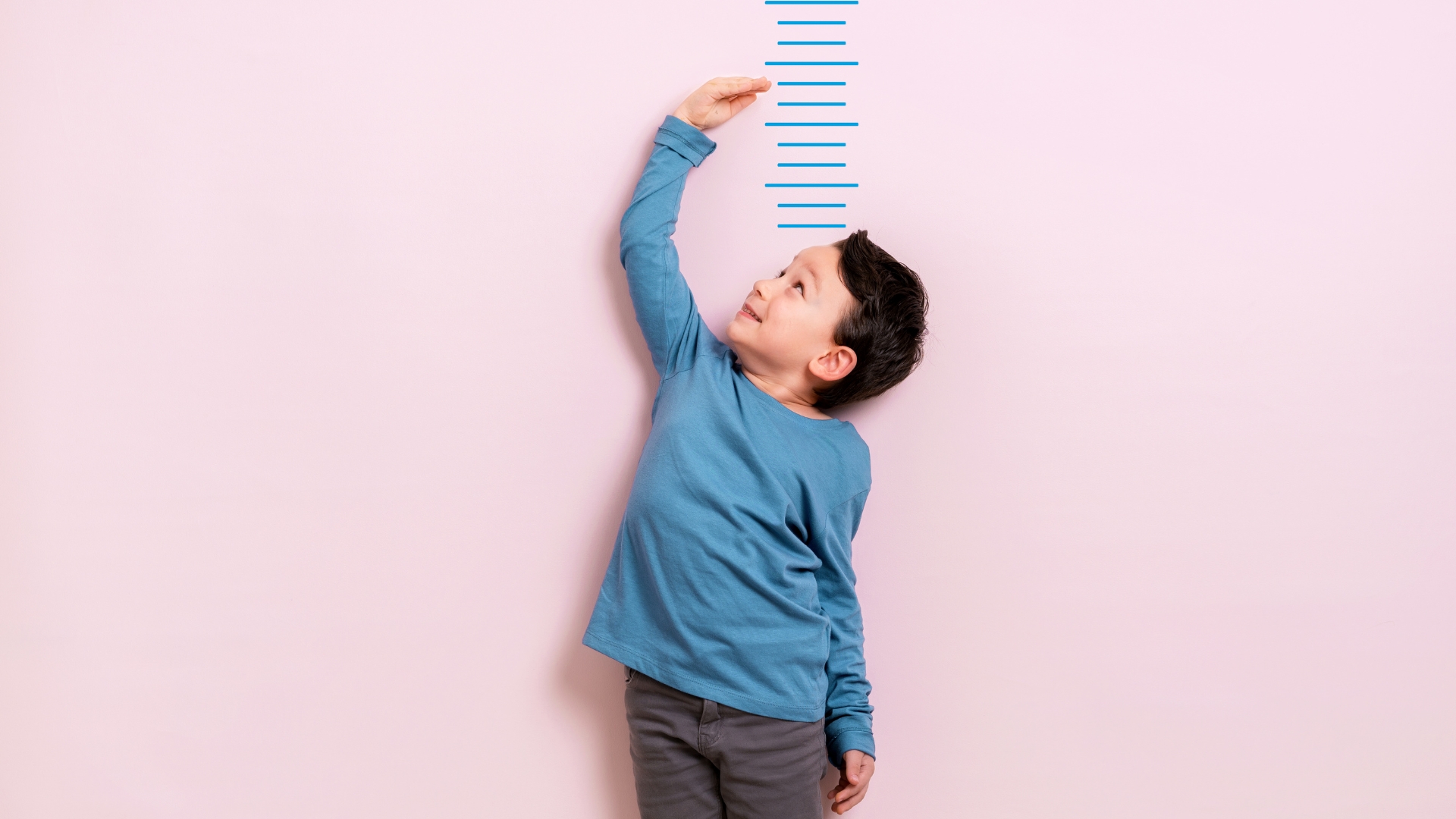 Chậm phát triển chiều cao là tình trạng rối loạn tăng trưởng ở trẻ và chiều cao của trẻ không tăng theo mức bình thường với bạn cùng trang lứa