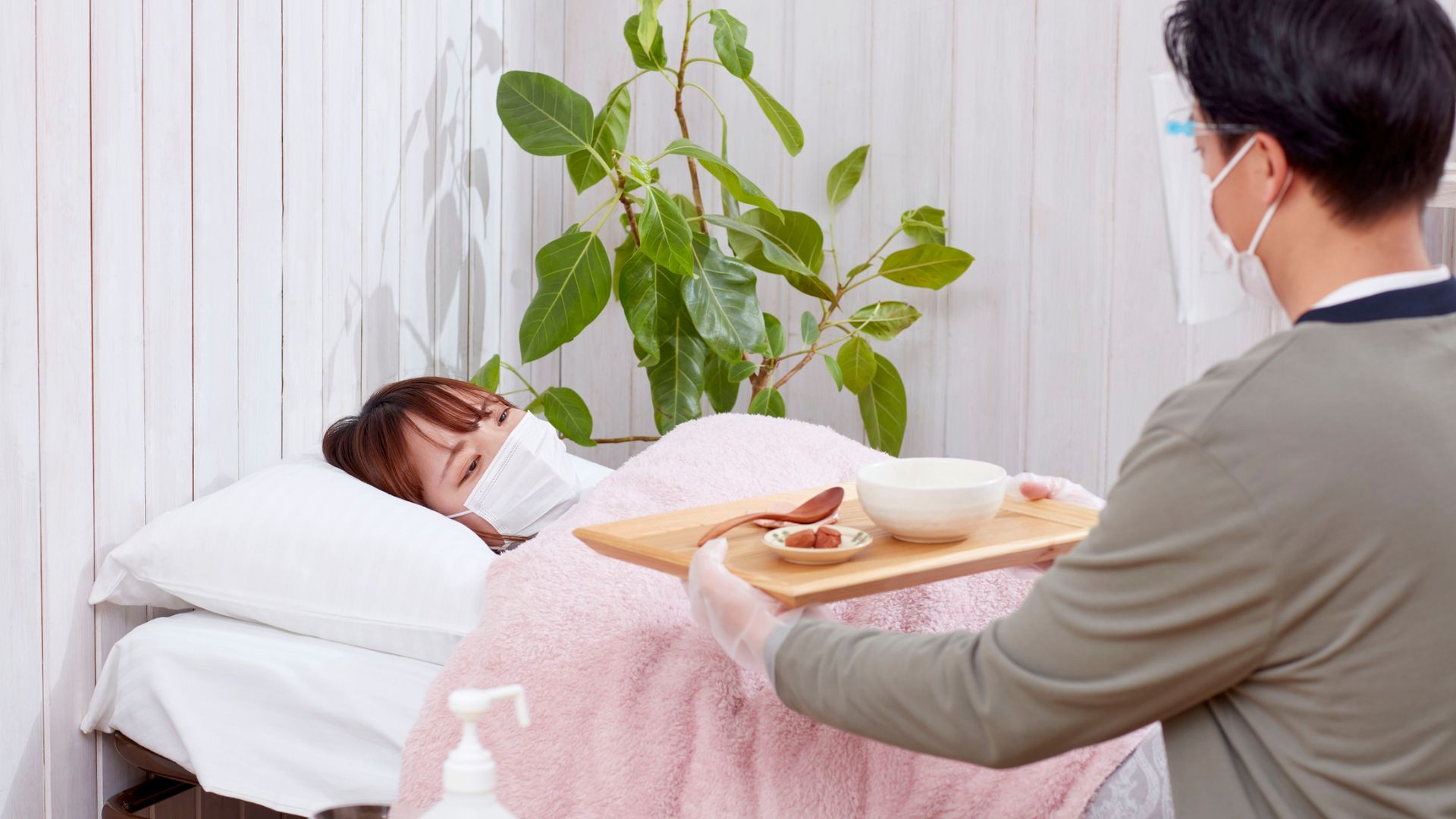 Đảm bảo dinh dưỡng hợp lý là một trong các nguyên tắc cơ bản của chăm sóc bệnh nhân