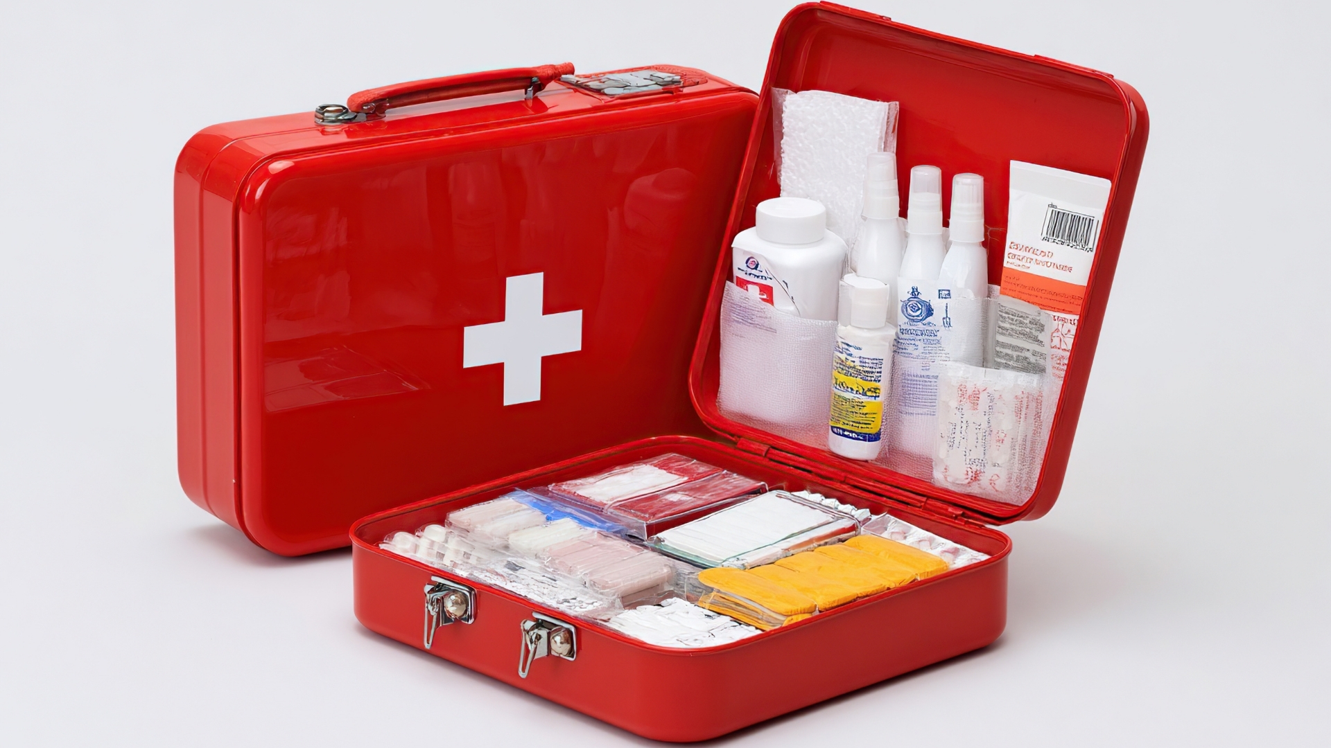 Phụ huynh tuyệt đối không tự ý dùng kháng sinh hoặc thuốc bôi da cho trẻ mà không có chỉ định của bác sĩ