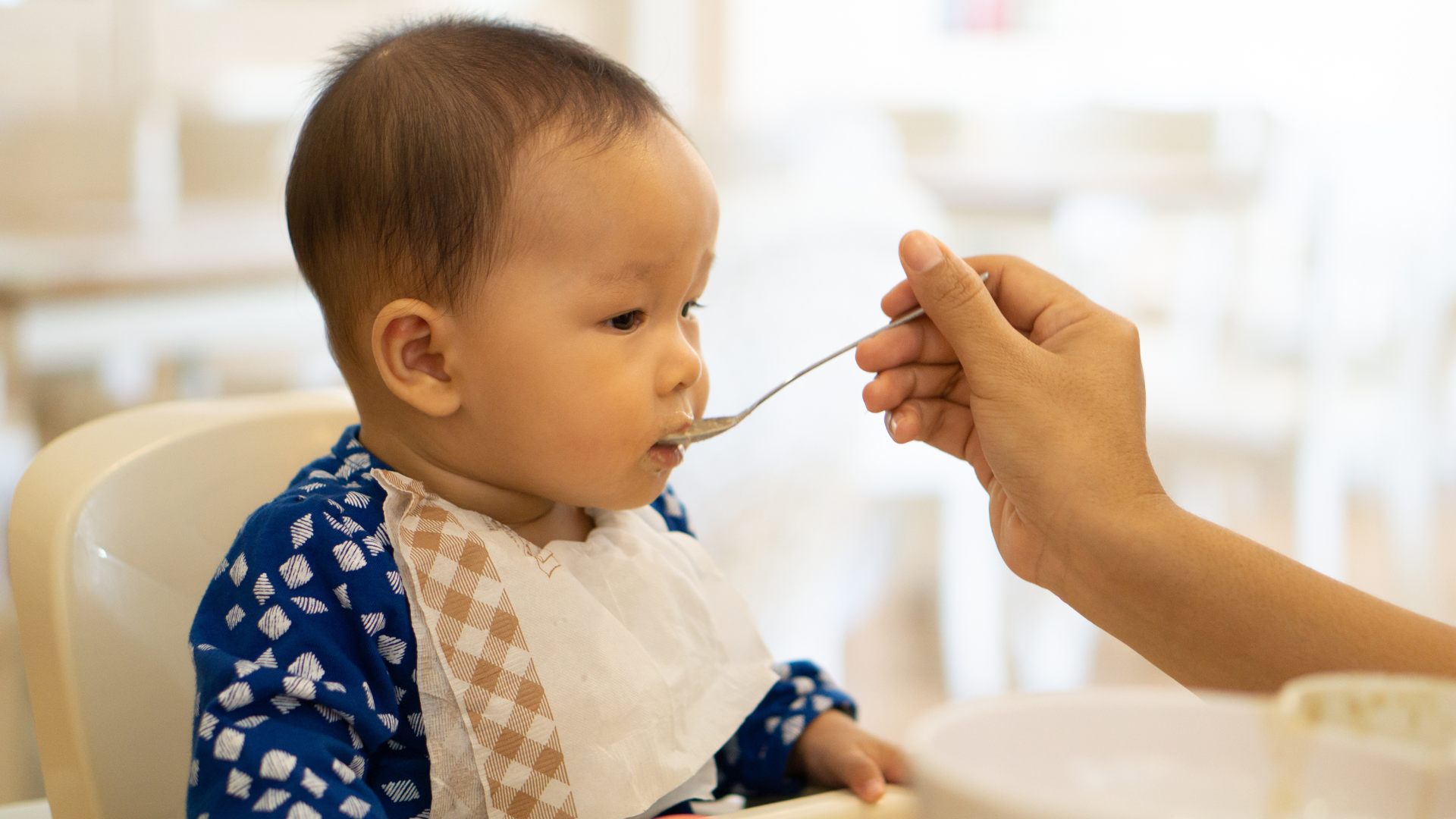 Cá dìa có thể được bổ sung vào thực đơn khi bé khoảng 7 - 8 tháng tuổi trở lên