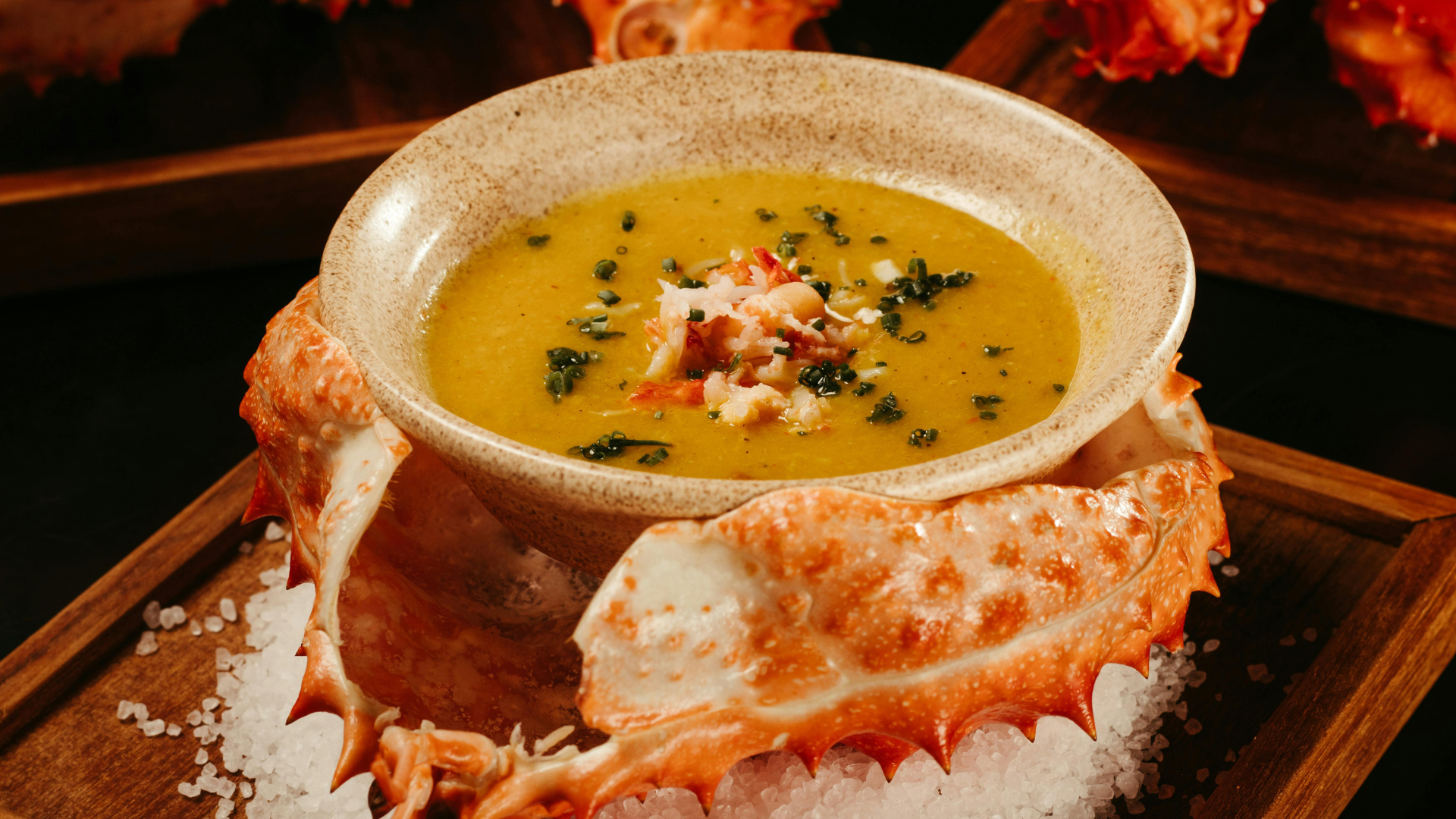 Cháo cua biển cho bé là món ăn thơm ngon và có nguồn dinh dưỡng dồi dào