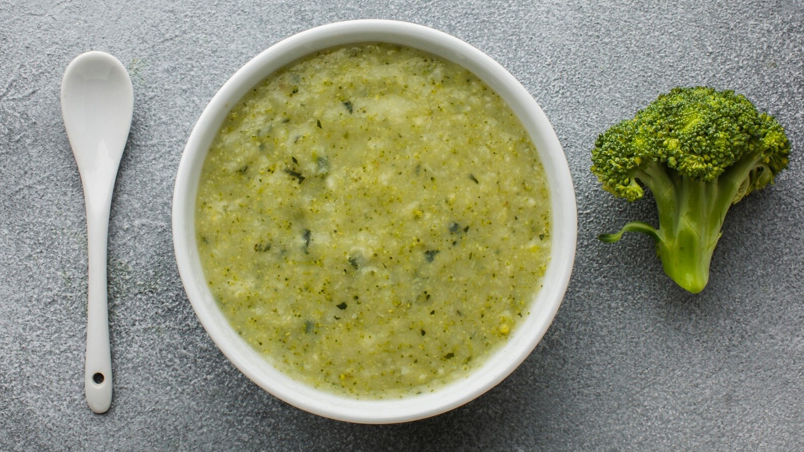 Cháo bông cải xanh - cá hồi phát triển trí não, thi giác