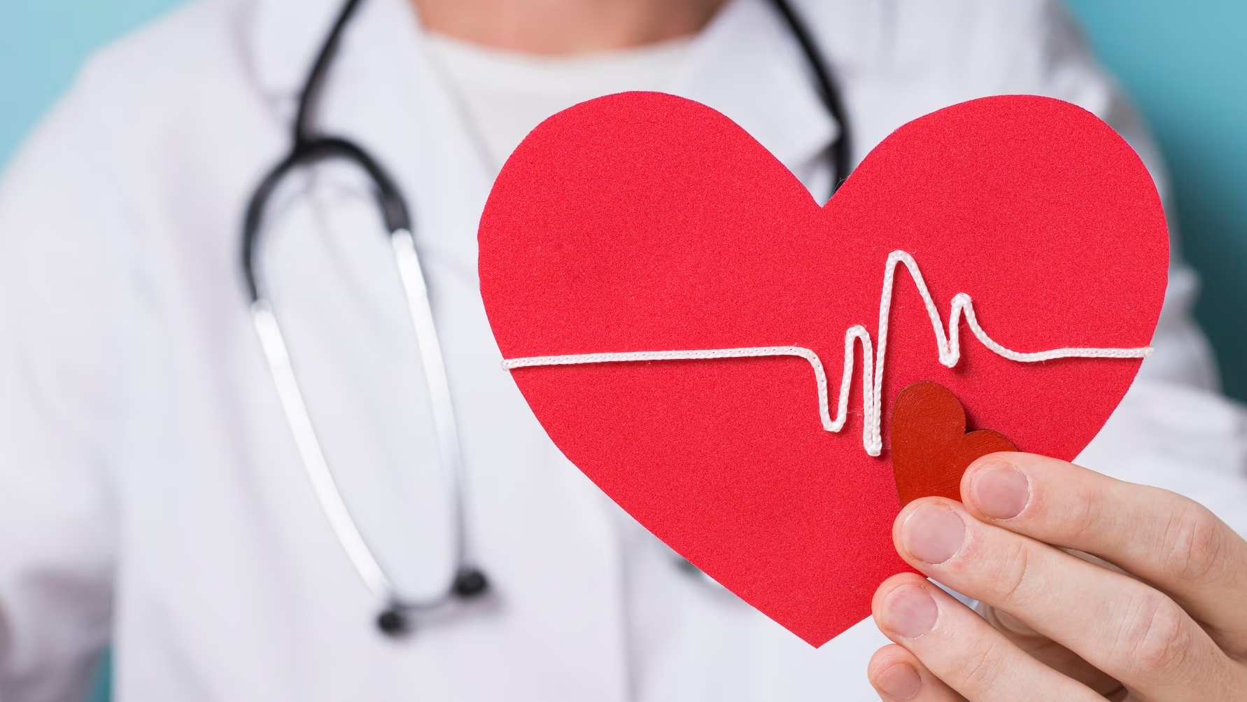 Những người bị bệnh tim mạch, huyết áp nên hạn chế chạy bộ