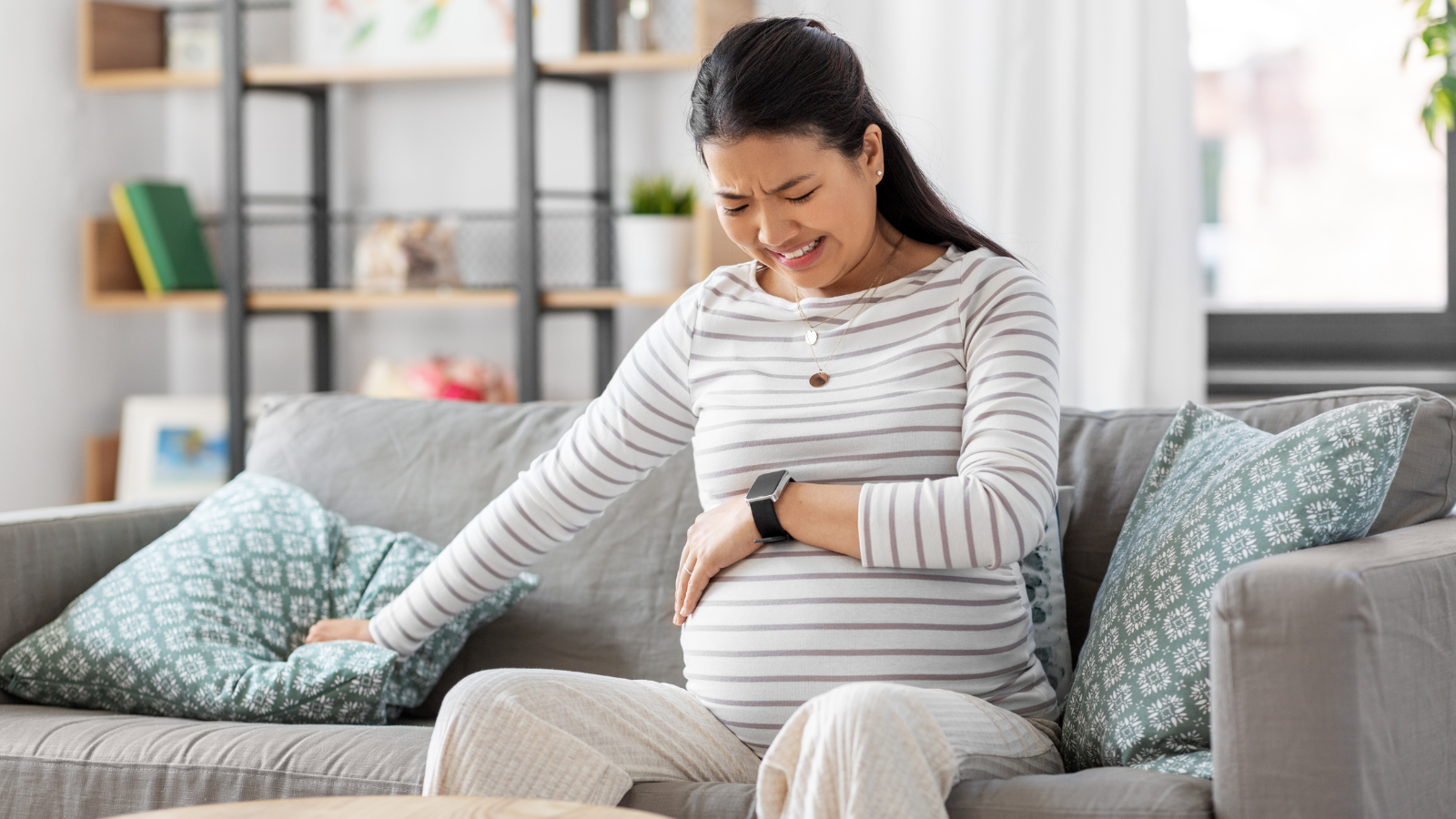 Chuột rút và căng cứng bụng nhiều hơn là dấu hiệu thực sự cho thấy mẹ bầu sắp sinh