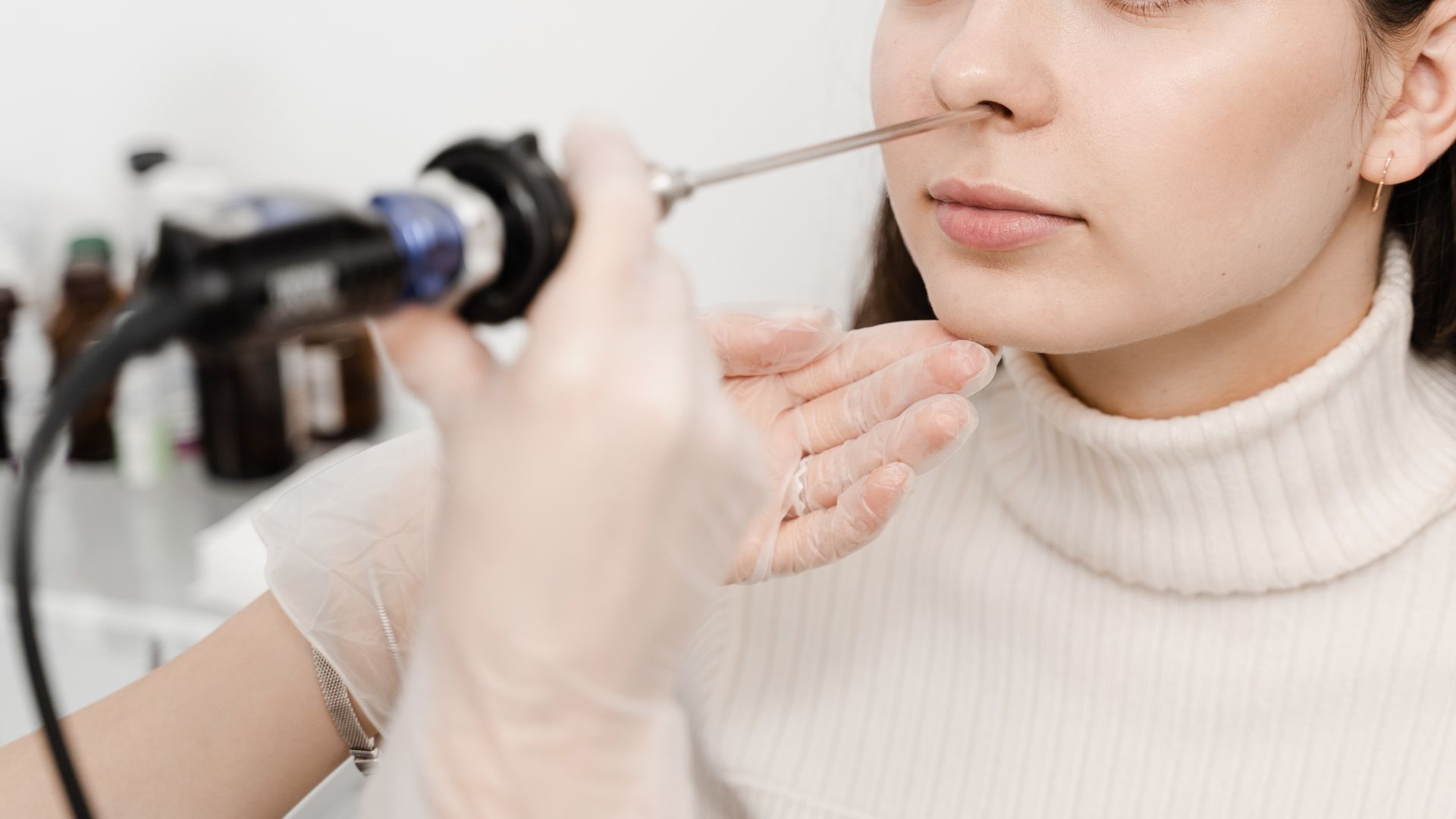 Chi phí cắt polyp mũi: Những điều cần biết trước khi điều trị 3
