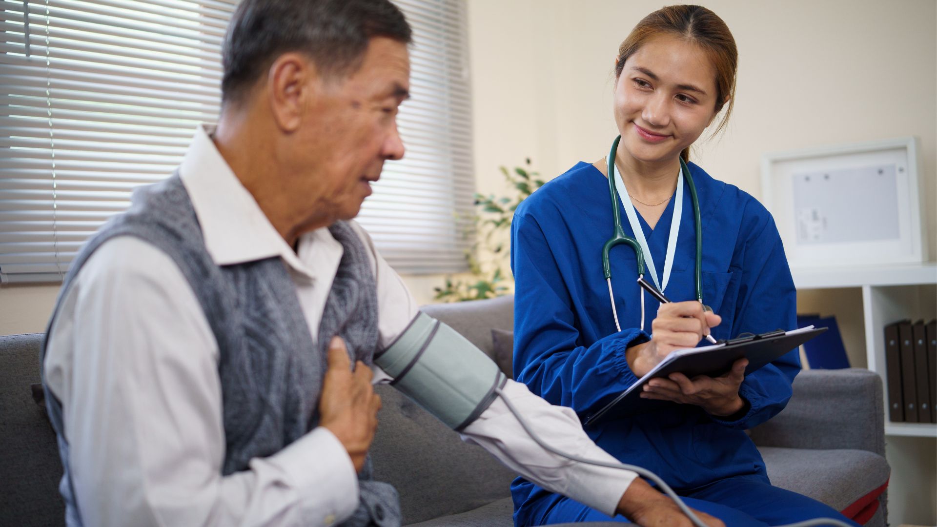 Kiểm tra đường huyết định kỳ giúp phát hiện sớm các bất thường và bảo vệ sức khỏe lâu dài