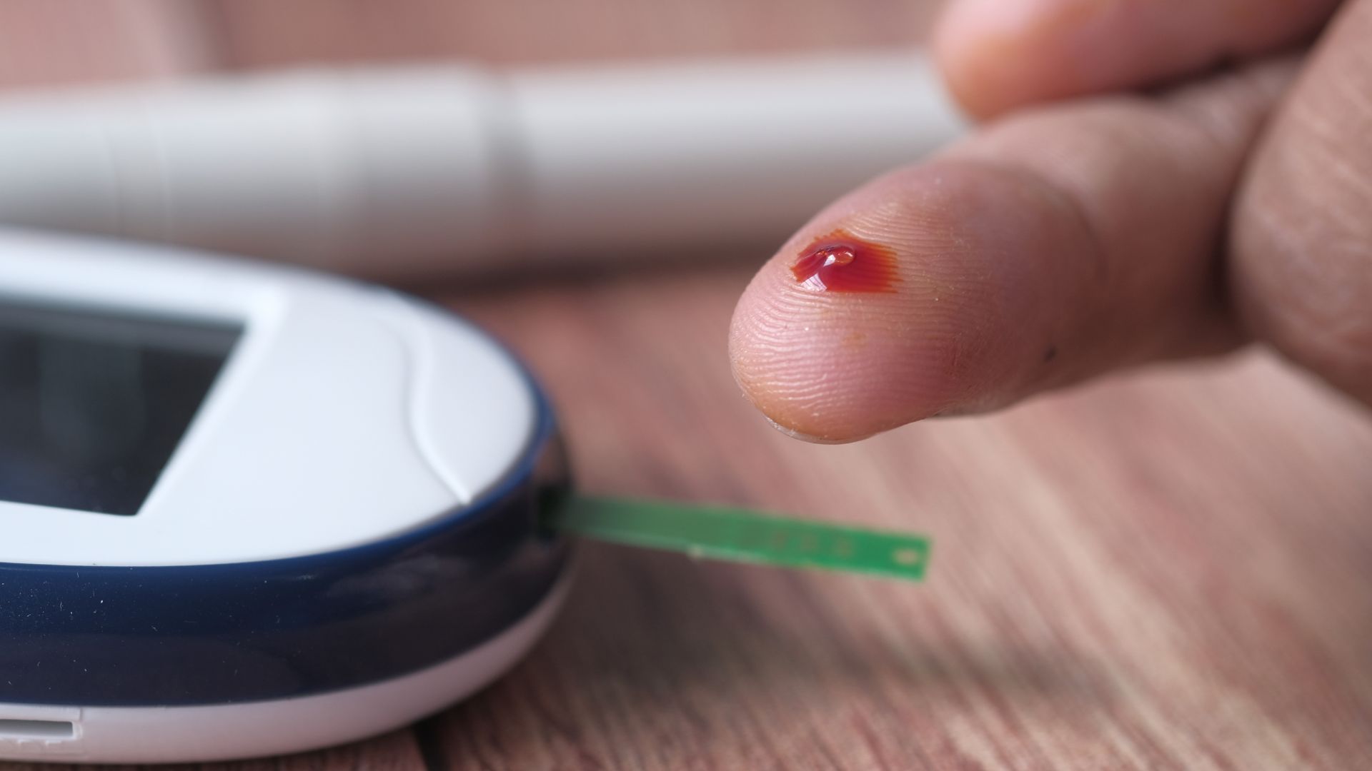 Đo đường huyết sau ăn 1 giờ giúp bạn hiểu phản ứng của cơ thể với từng bữa ăn