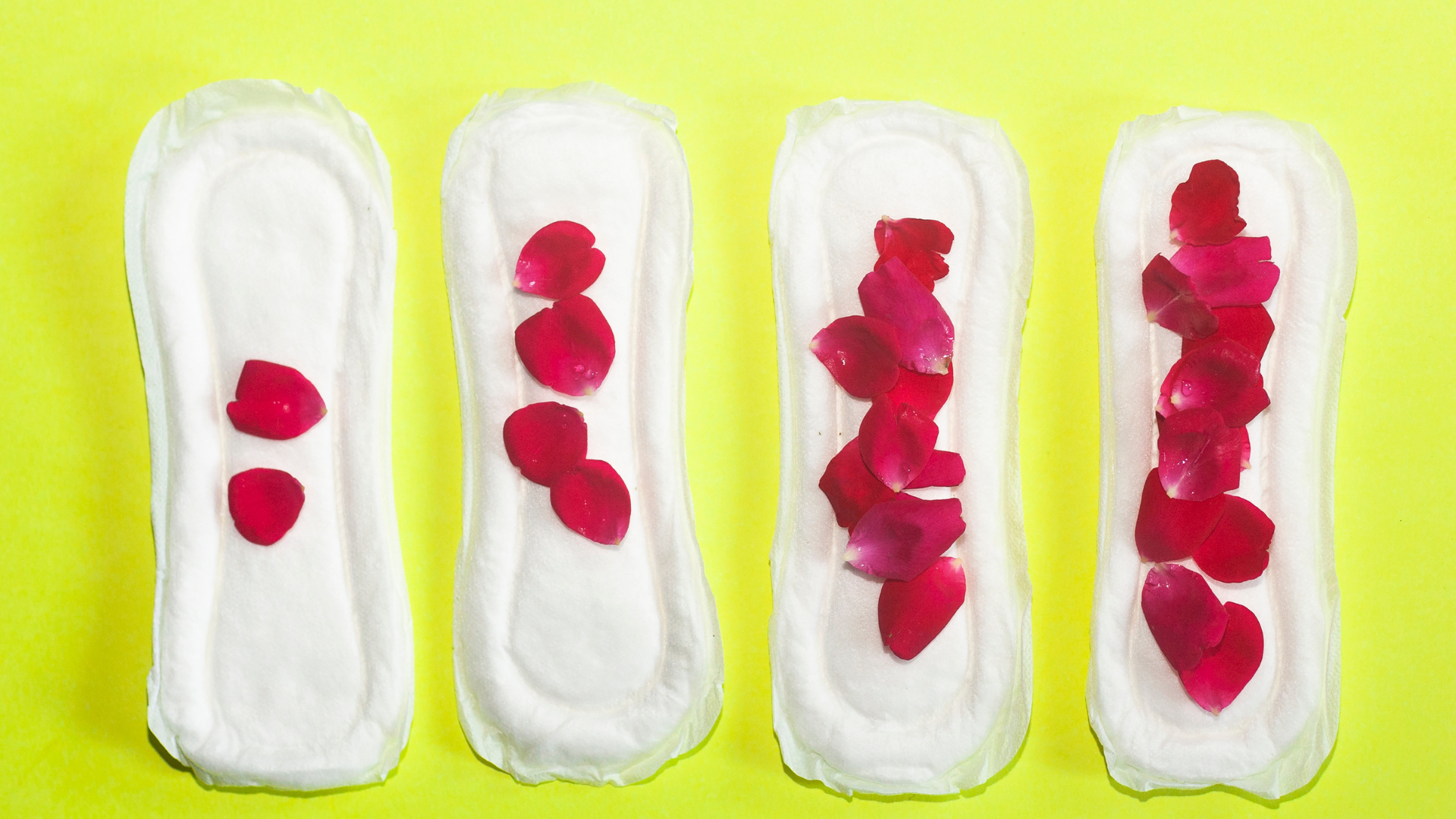 Việc quan sát lượng máu và màu sắc có thể giúp phát hiện sớm những bất thường