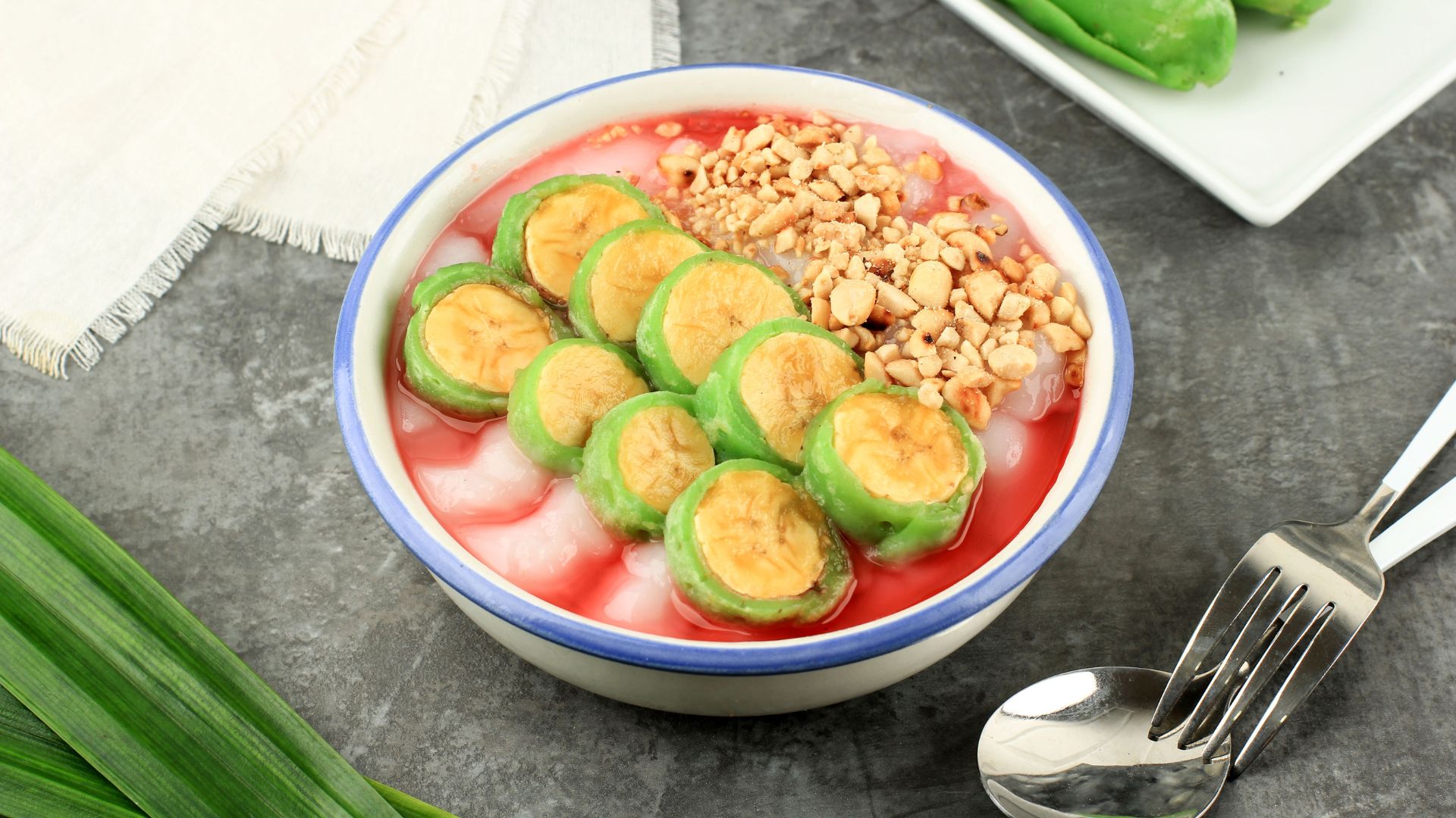 Chế biến chín chuối xanh giúp cơ thể tiêu hóa tốt hơn