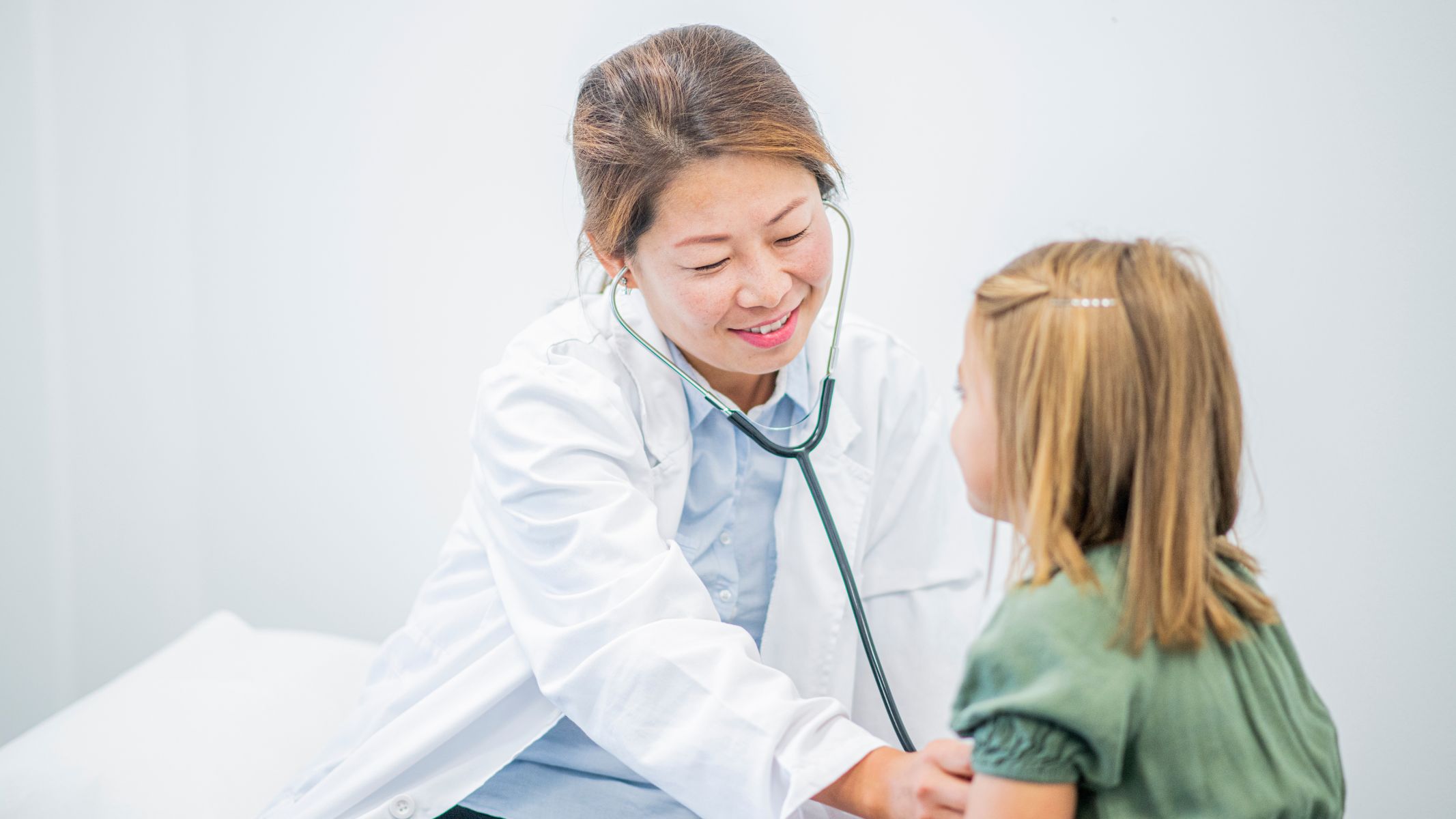 Do sử dụng bức xạ ion hóa, chỉ định chụp CT ở trẻ em luôn được cân nhắc kỹ lưỡng