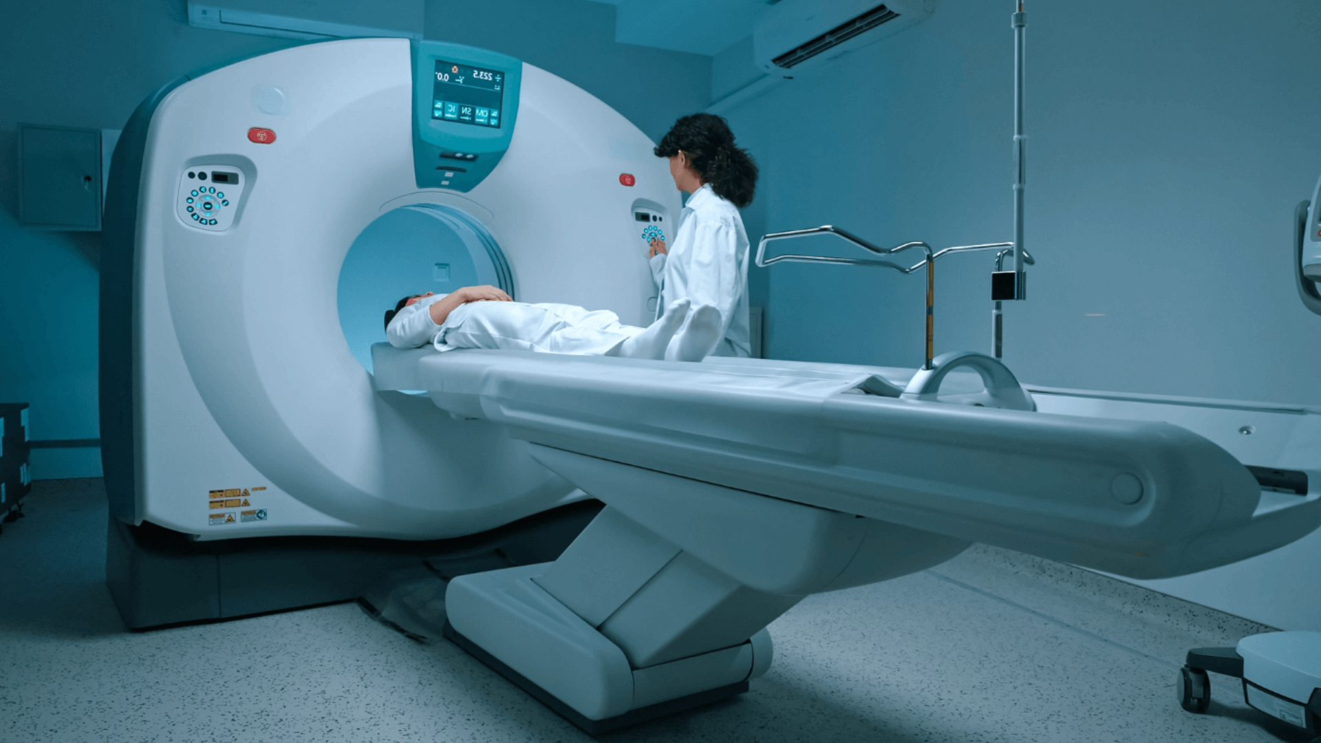 Người bệnh cần thông báo đầy đủ cho bác sĩ trước khi chụp PET CT