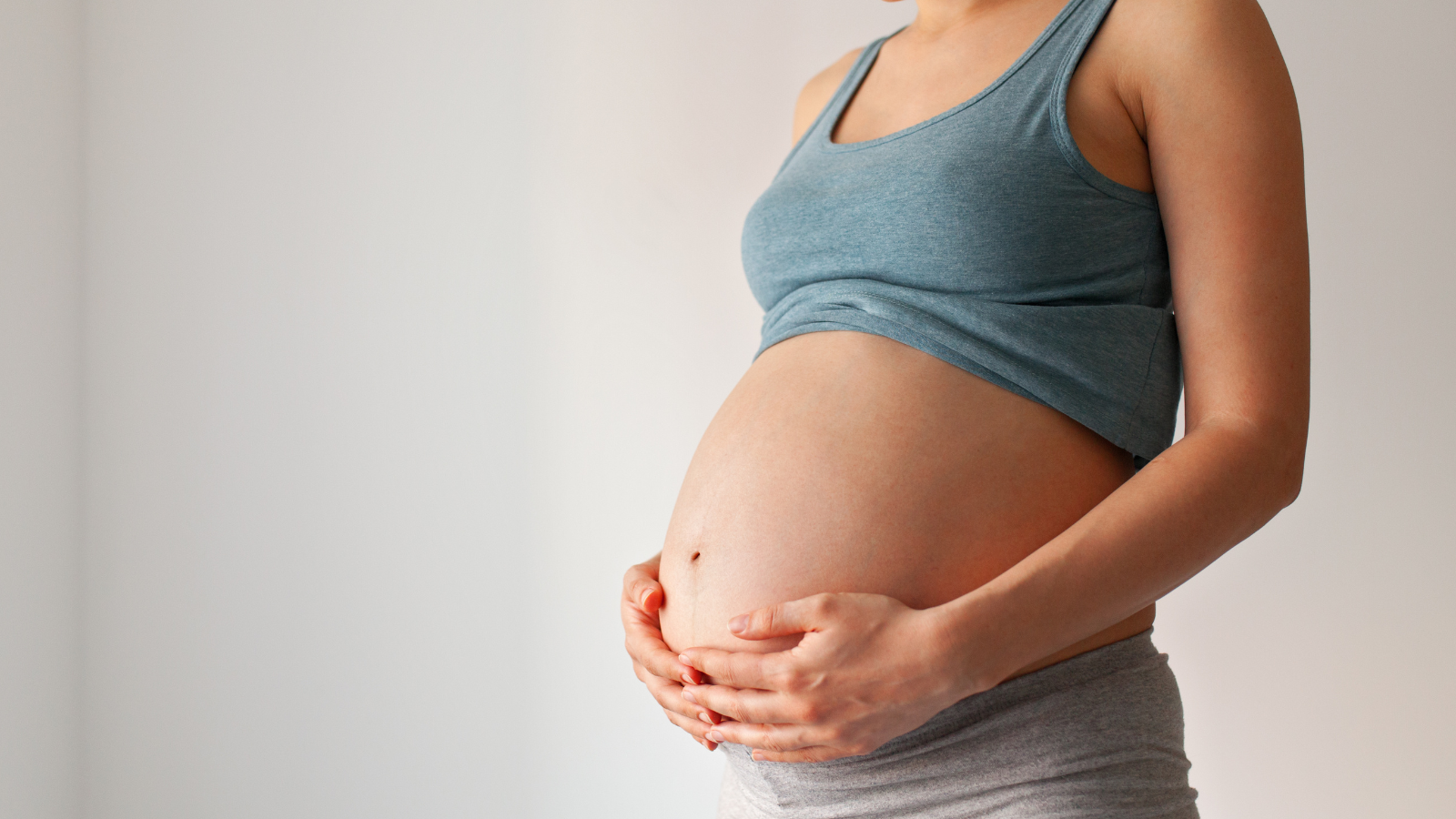 Hãy thông báo với kỹ thuật viên nếu bạn đang hoặc nghi ngờ đang mang thai