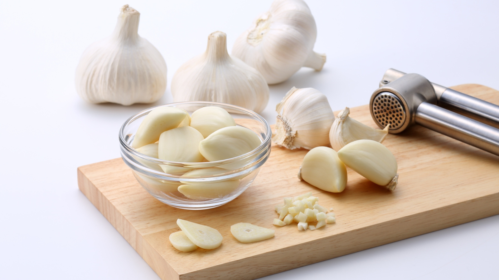 Có nên ăn tỏi trước khi ngủ hay không?