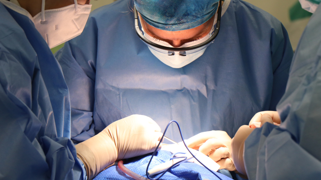 Y học hiện đại đã phát triển các kỹ thuật mới nhằm giảm thiểu tối đa rủi ro tái phát mộng mắt