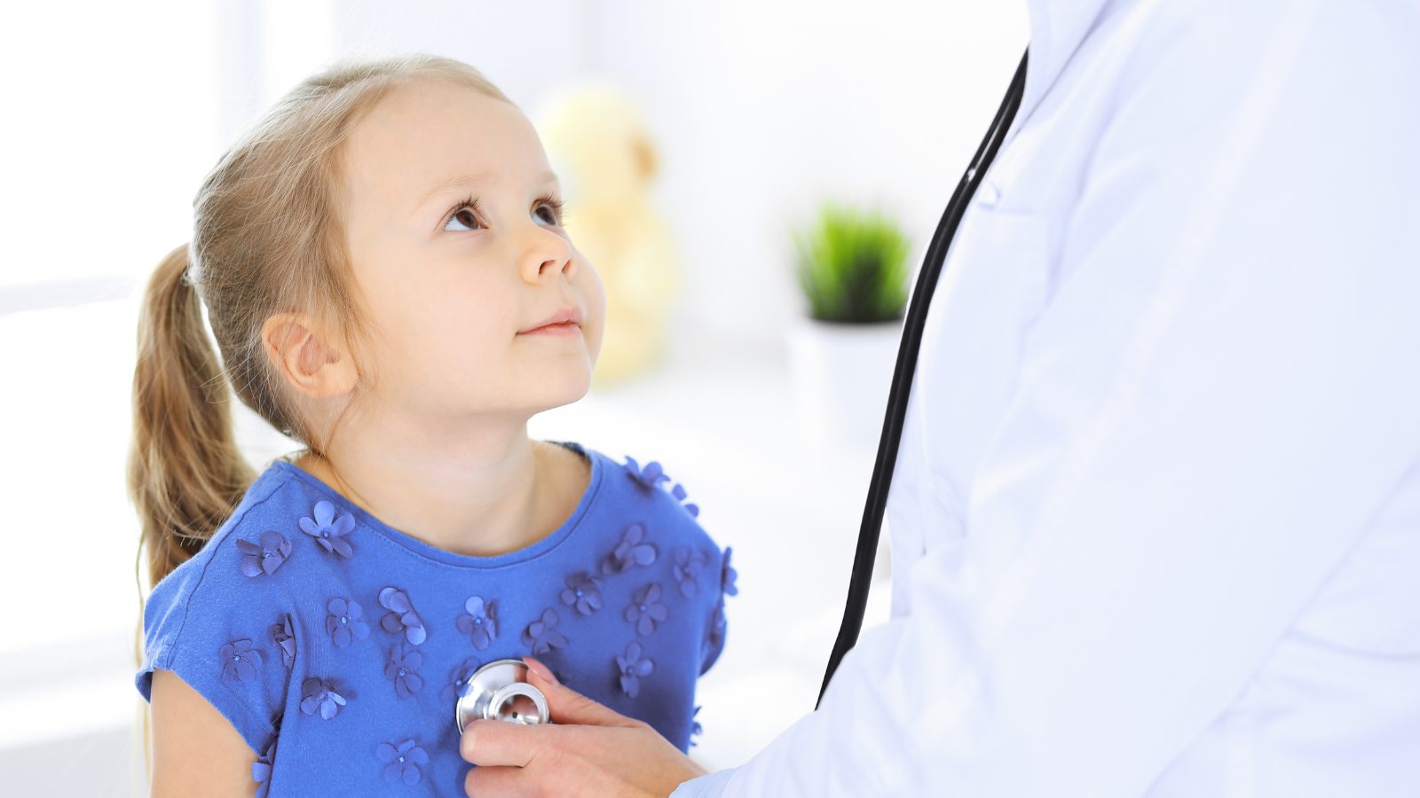 Có nên cho trẻ bị tay chân miệng uống kháng sinh hay không cần dựa vào chỉ định của bác sĩ