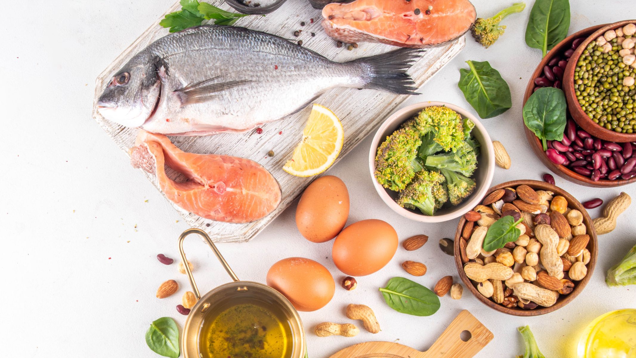 Mẹ nên cho trẻ bổ sung DHA tự nhiên thông qua chế độ ăn dinh dưỡng