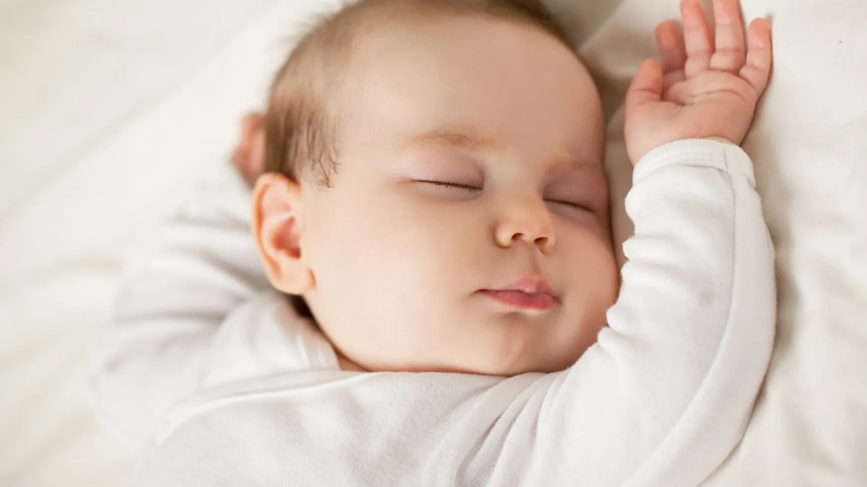 Có nên đắp chăn cho trẻ khi ngủ không là thắc mắc chung của các bậc phụ huynh hiện nay