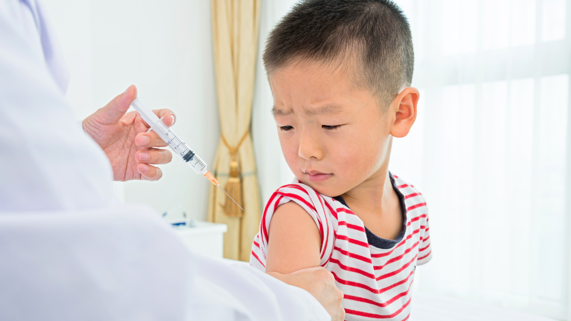 Tiêm nhiều mũi sớm giúp cơ thể trẻ tạo miễn dịch nhanh hơn