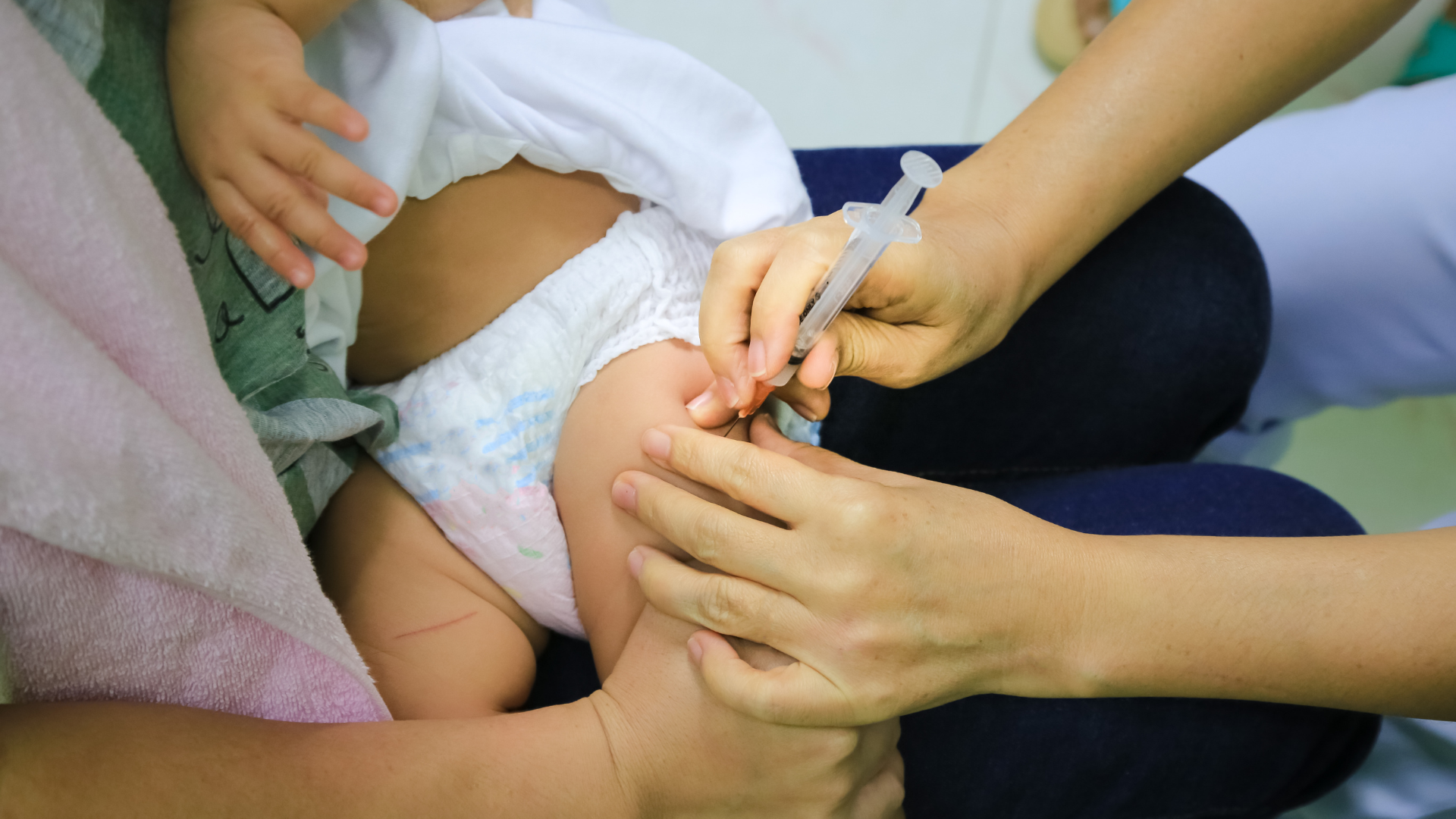 Các mũi tiêm nên thực hiện ở vị trí khác nhau để đảm bảo hiệu quả và giảm phản ứng tại chỗ