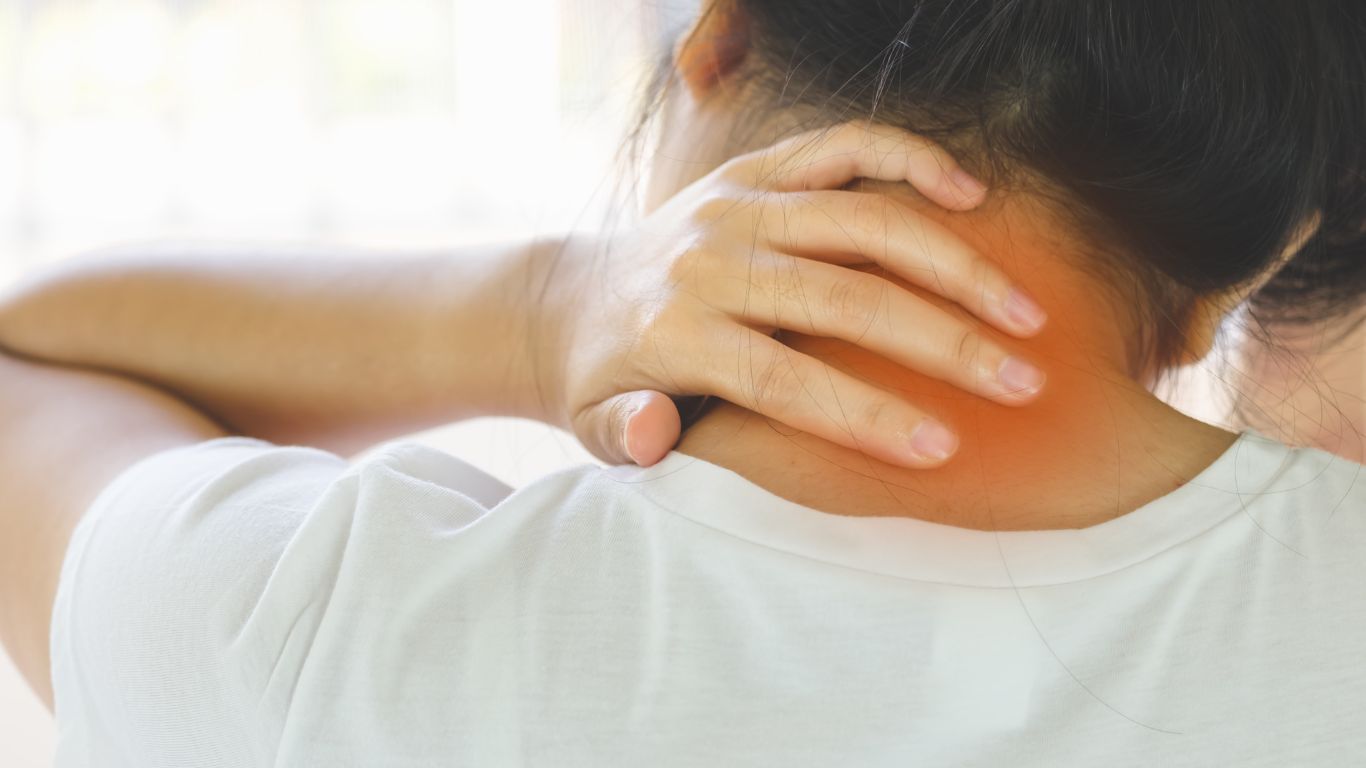 Con người có bao nhiêu đốt sống cổ?  4