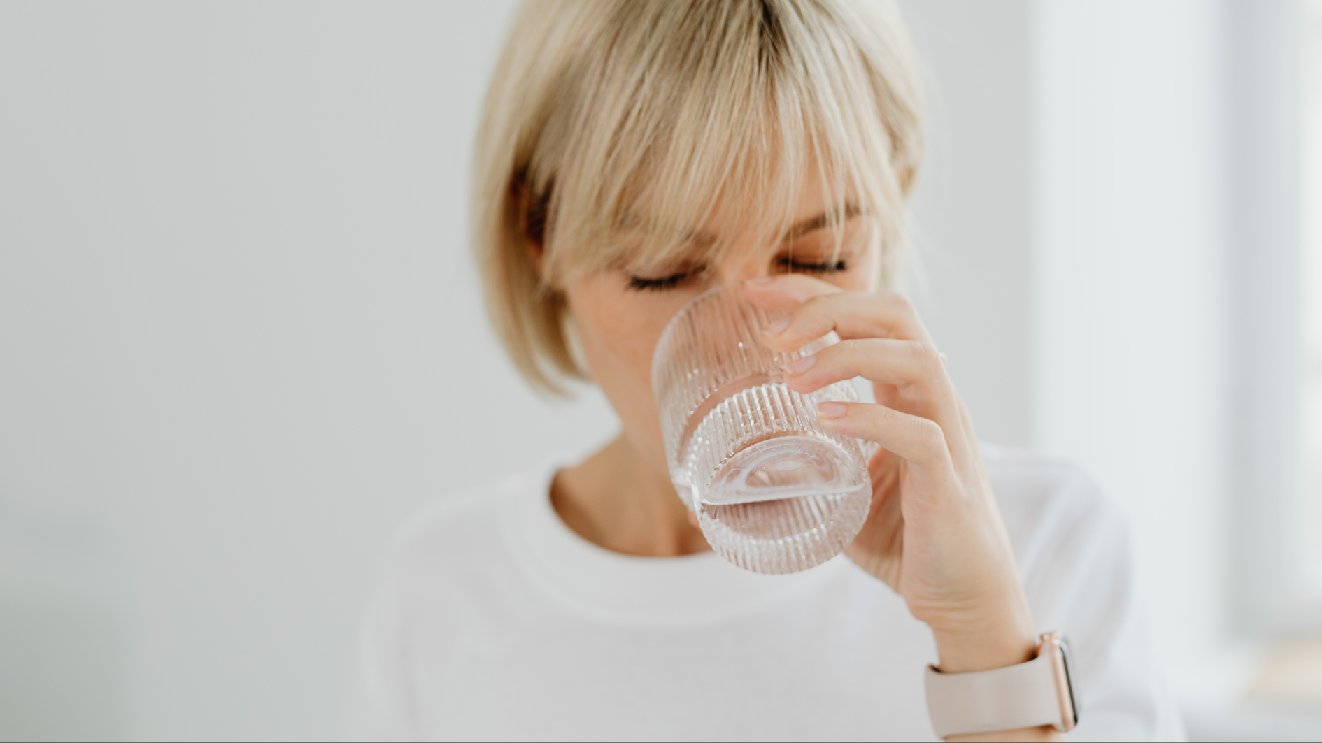 Lưu ý nên uống lượng nước dừa gừng đường phèn vừa phải