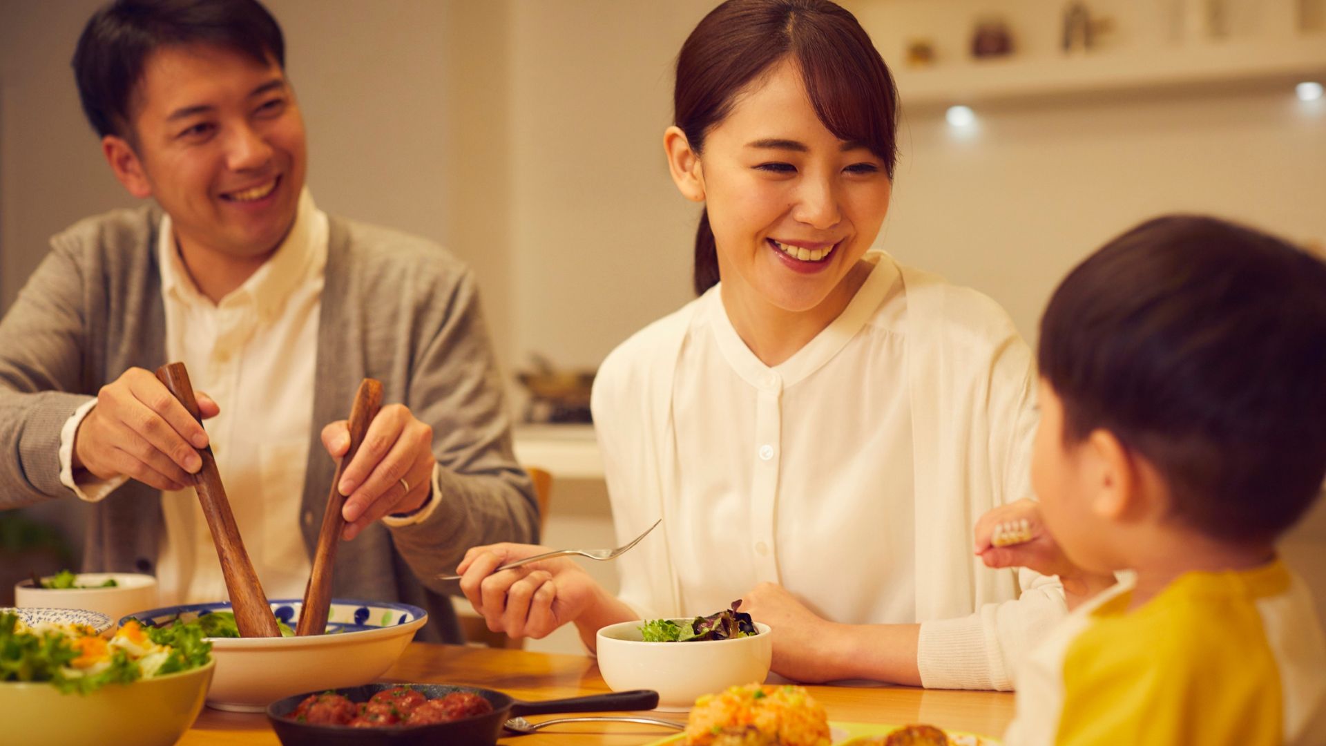 Ăn chín uống sôi là một trong những biện pháp phòng ngừa hiệu quả các bệnh lý lây qua đường tiêu hóa