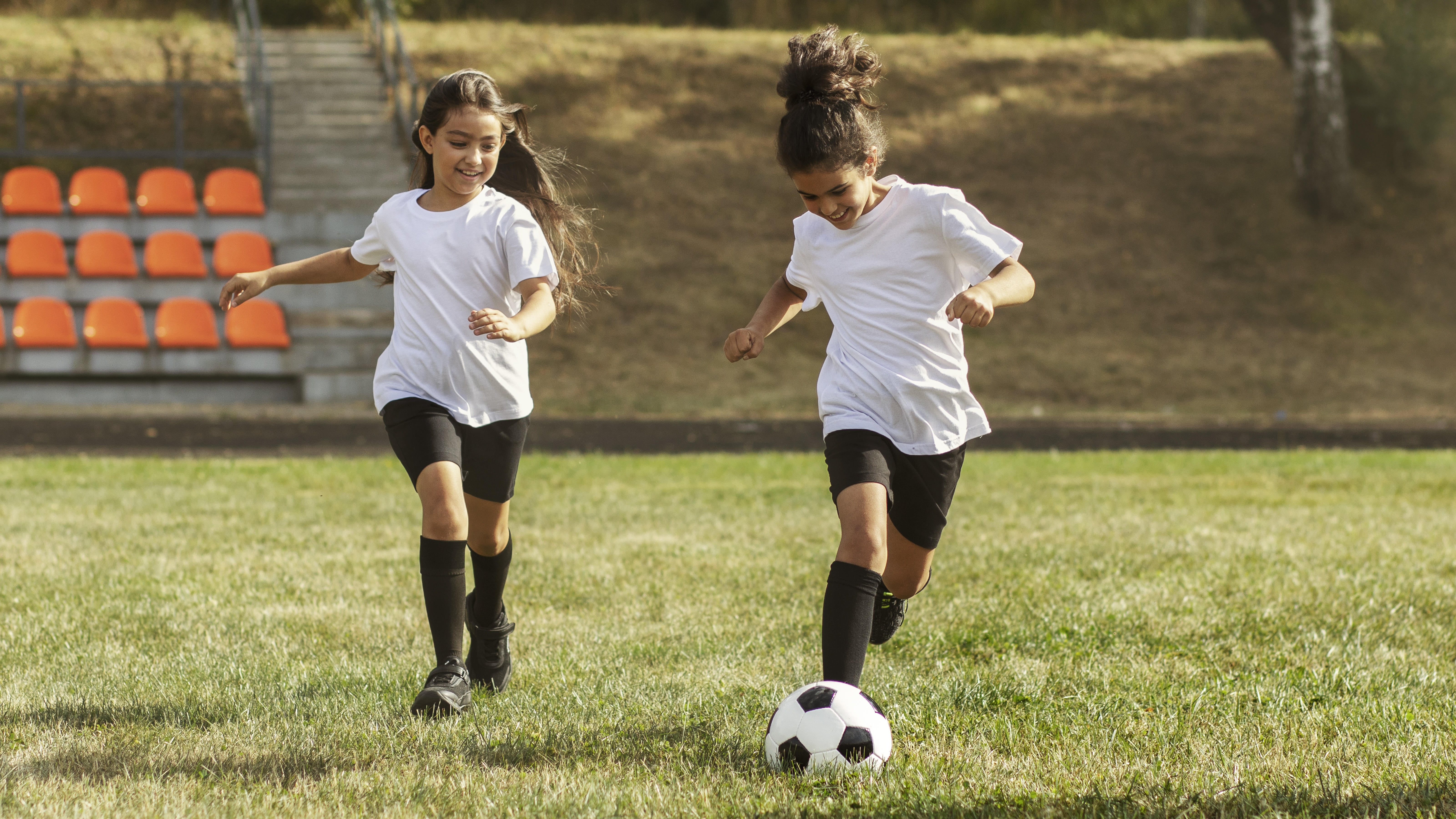 Đá bóng có thể hỗ trợ tăng chiều cao nếu tập đúng kỹ thuật, duy trì tần suất hợp lý