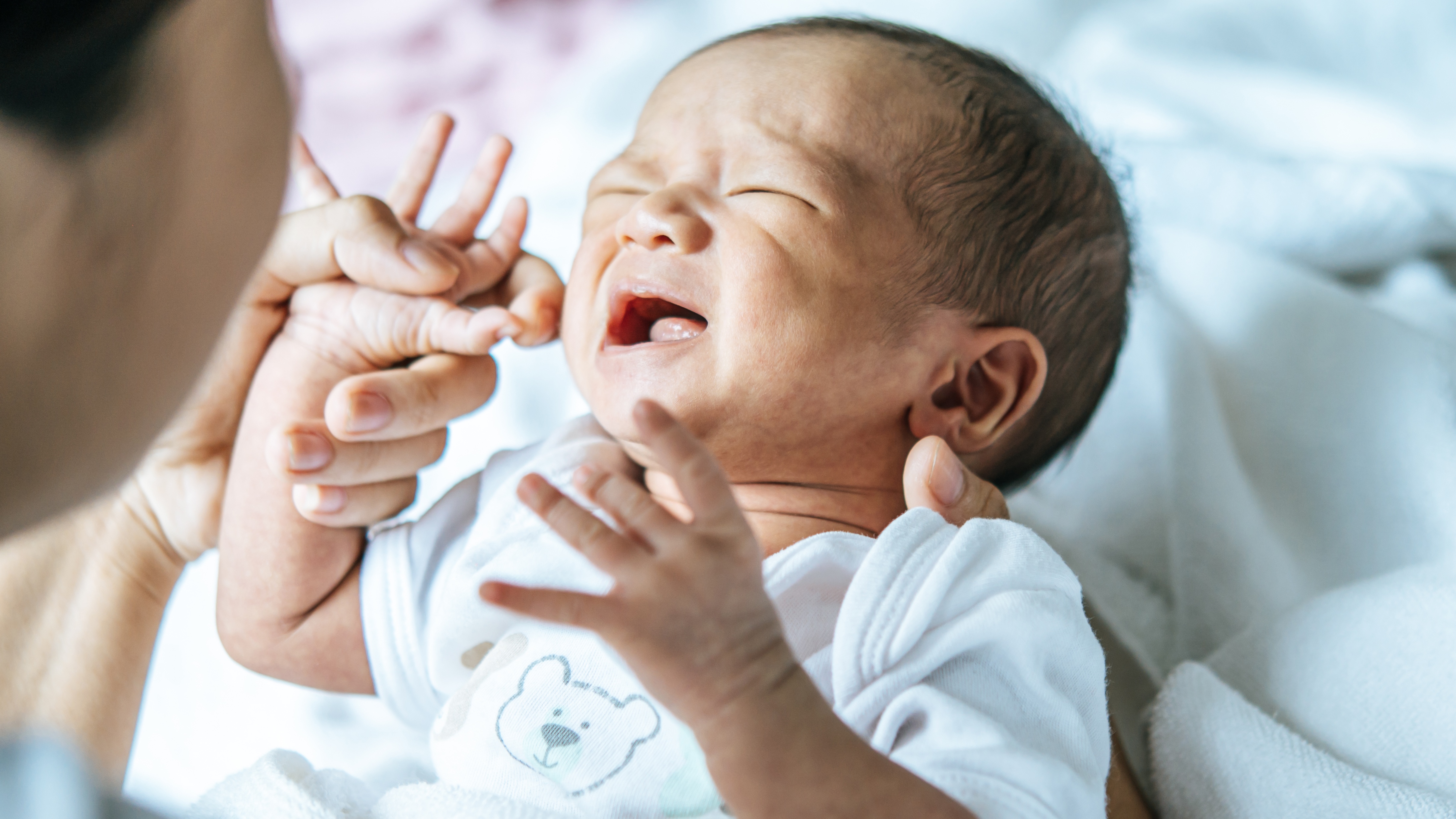 Dấu hiệu nhận biết đa hồng cầu ở trẻ sơ sinh có thể biểu hiện từ nhẹ đến nặng