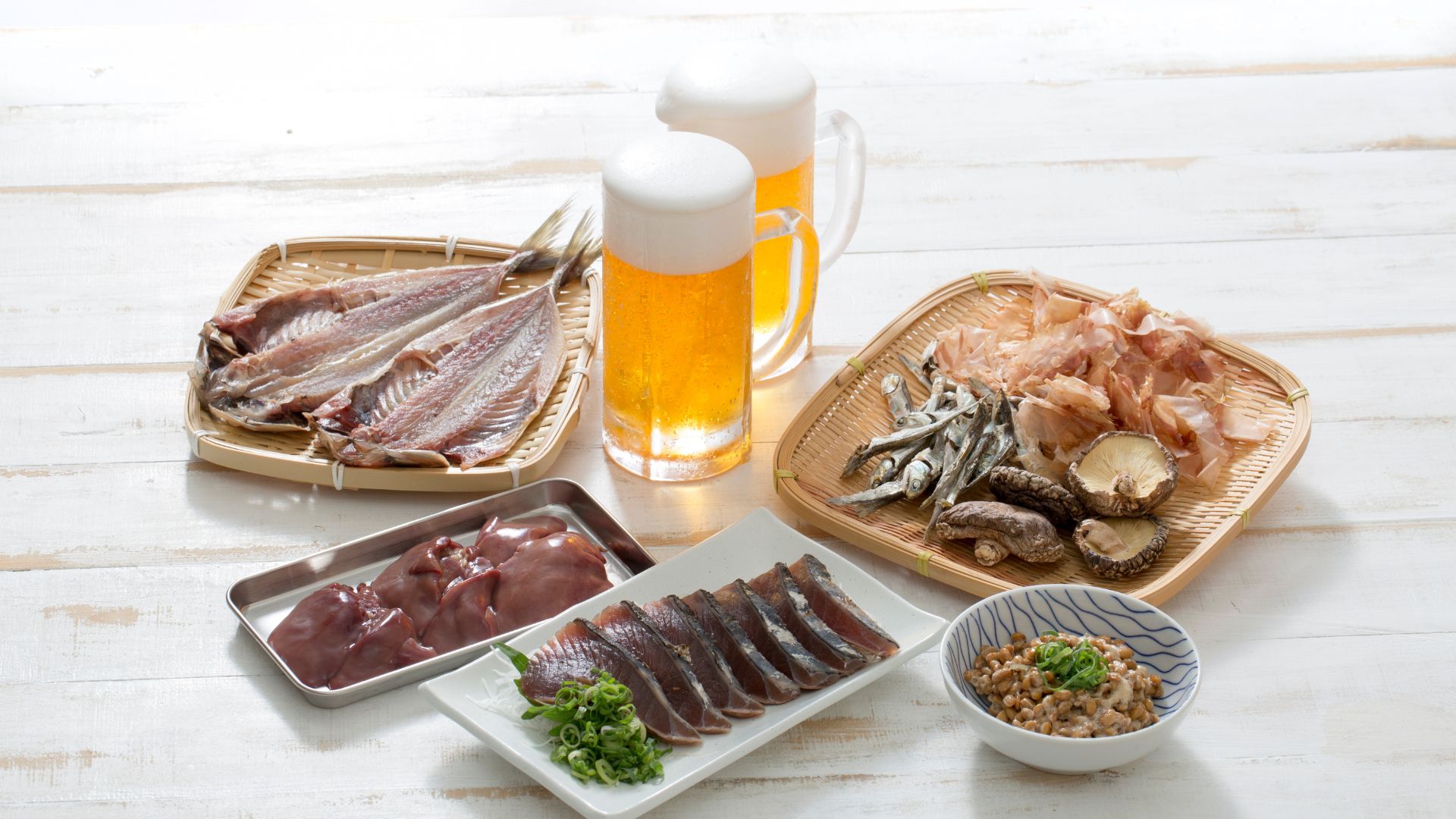 Người mắc bệnh gút hoặc có nguy cơ cao nên chế tiêu thụ thực phẩm chứa nhiều purin