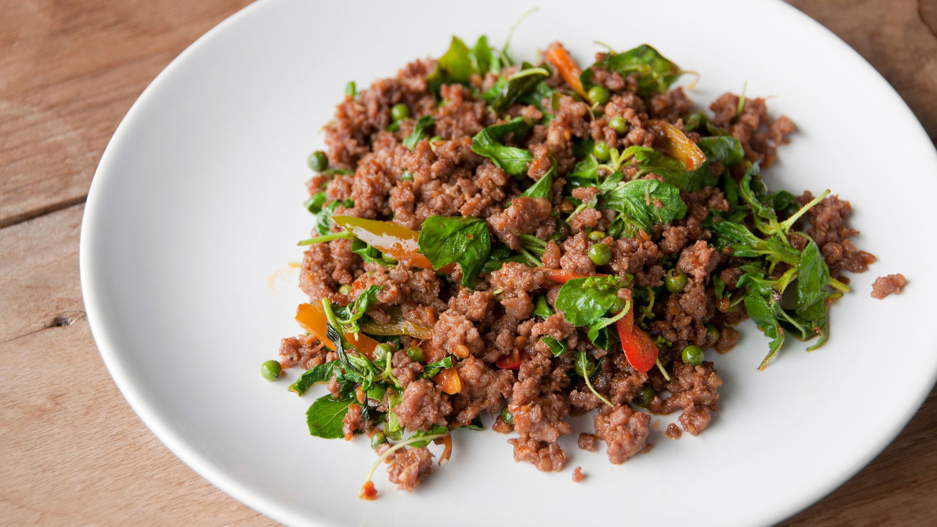 Thịt bò là thực phẩm giàu sắt thích hợp để đưa vào thực đơn ăn uống của trẻ