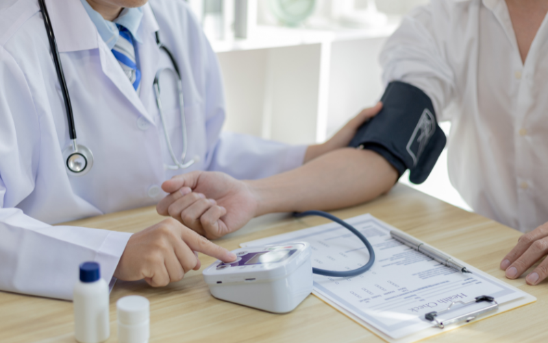 dau-dau-sau-gay-la-benh-gi-co-nguy-hiem-khong-1