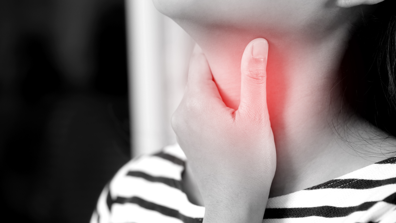 Dấu hiệu cổ họng có hạt trắng là bệnh gì? 3