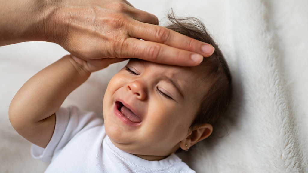 dau-hieu-nhan-biet-viem-phoi-o-tre-sinh-non-va-huong-dieu-tri 1.png