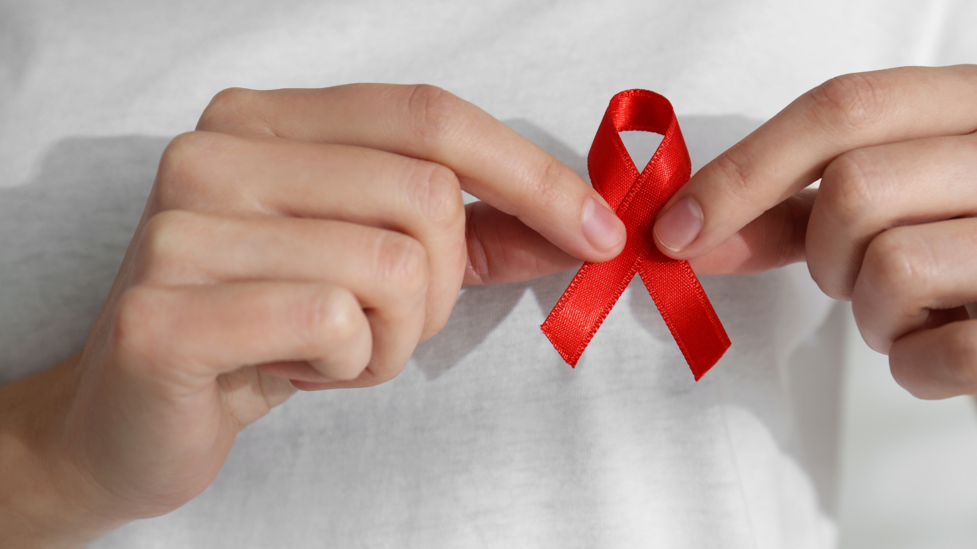 Nếu có hành vi nguy cơ hoặc nghi ngờ đã từng phơi nhiễm HIV, người bệnh nên xét nghiệm càng sớm càng tốt