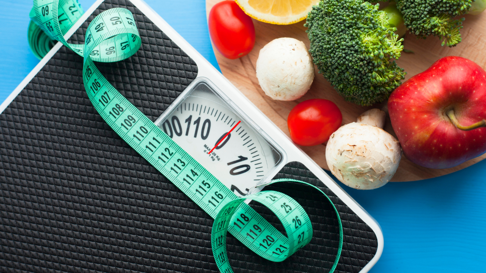 Thừa cân hoặc béo phì khiến tim phải hoạt động vất vả hơn, vì vậy hãy duy trì cân nặng hợp lý