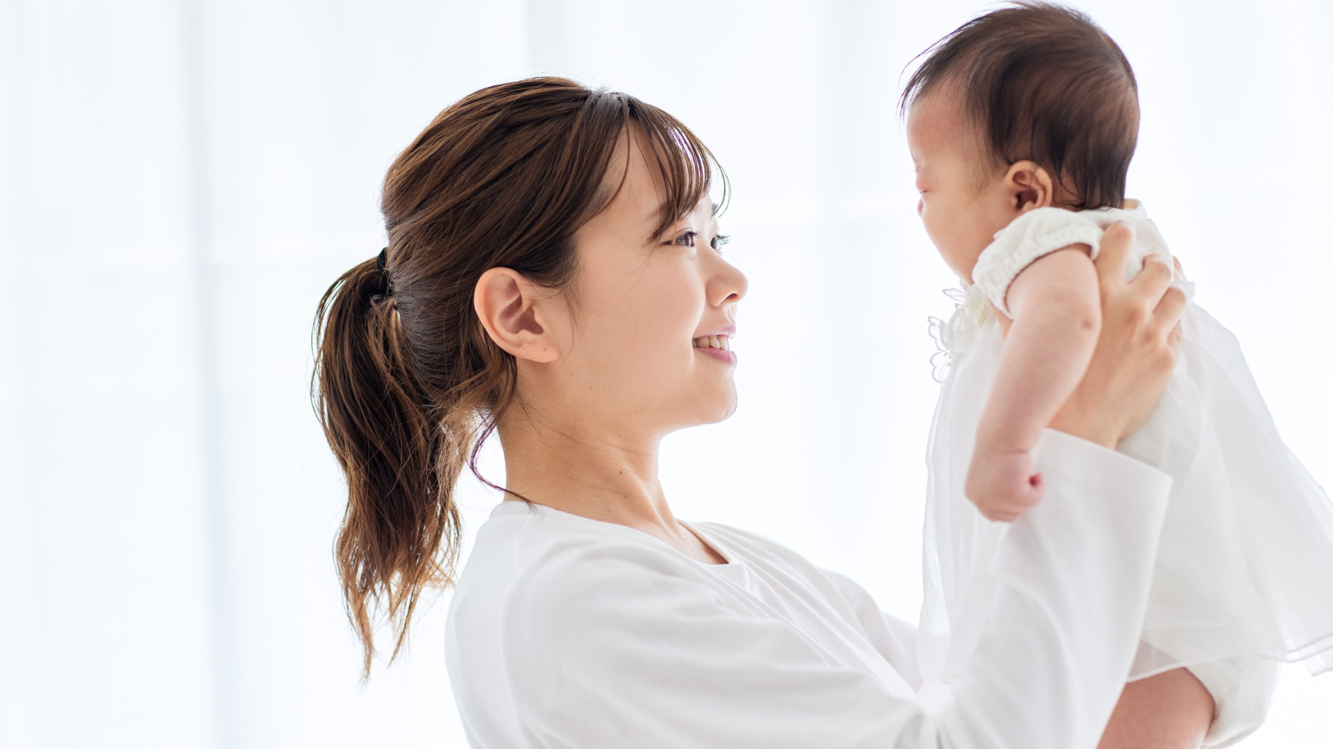 Việc quan sát trẻ trong nhiều hoàn cảnh khác nhau là rất quan trọng để đánh giá chính xác